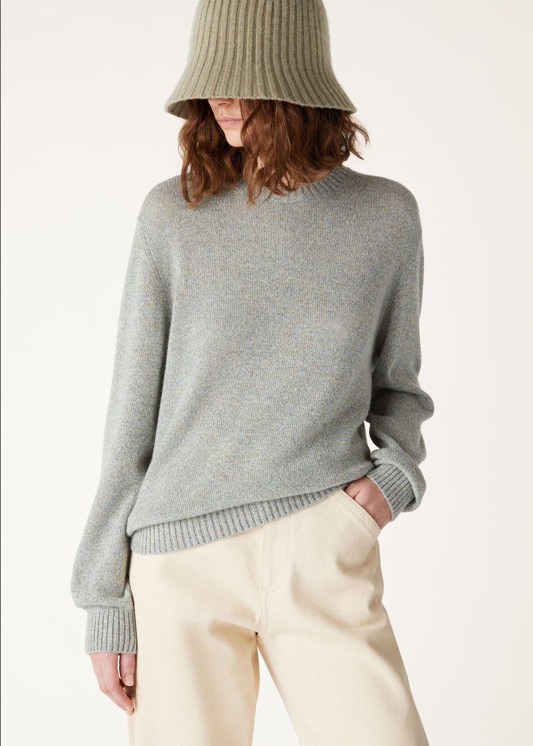 Loro Piana o1srvl11e0725 FAO5747 Crewneck Cashmere Sweater in Grey Size XS / US 0-2 / IT 36-38 - 4 Thumbnail