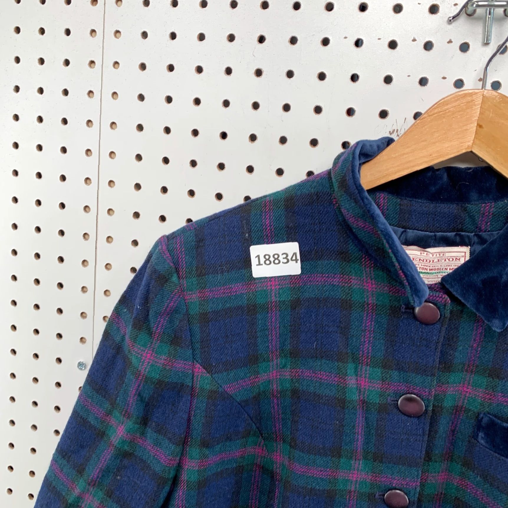 Pendleton VINTAGE Pendleton Plaid Wool Blazer Blue Ladies Petite Size 12 Size XL / US 12-14 / IT 48-50 - 7 Thumbnail