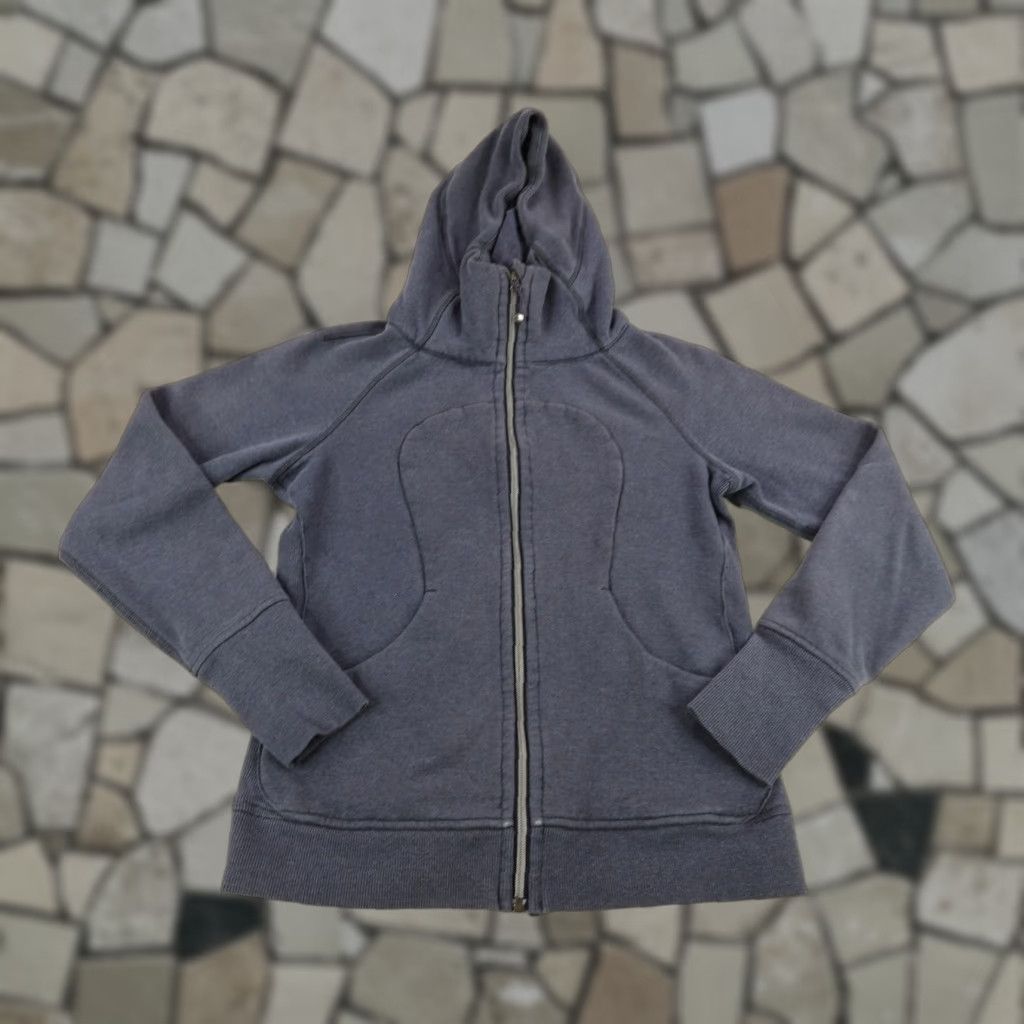 Lululemon VINTAGE Lululemon Hoodie Womens 8 Blue Scuba Full Zip Sweatshirt Activewear Casual Outdoor Size M / US 6-8 / IT 42-44 - 1 Thumbnail
