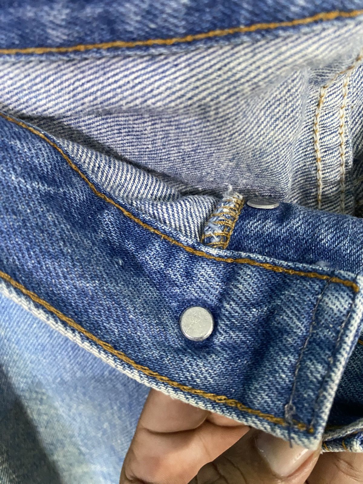 Levi's Vintage levis 80s denim distressed very rare Size US 34 / EU 50 - 9 Thumbnail