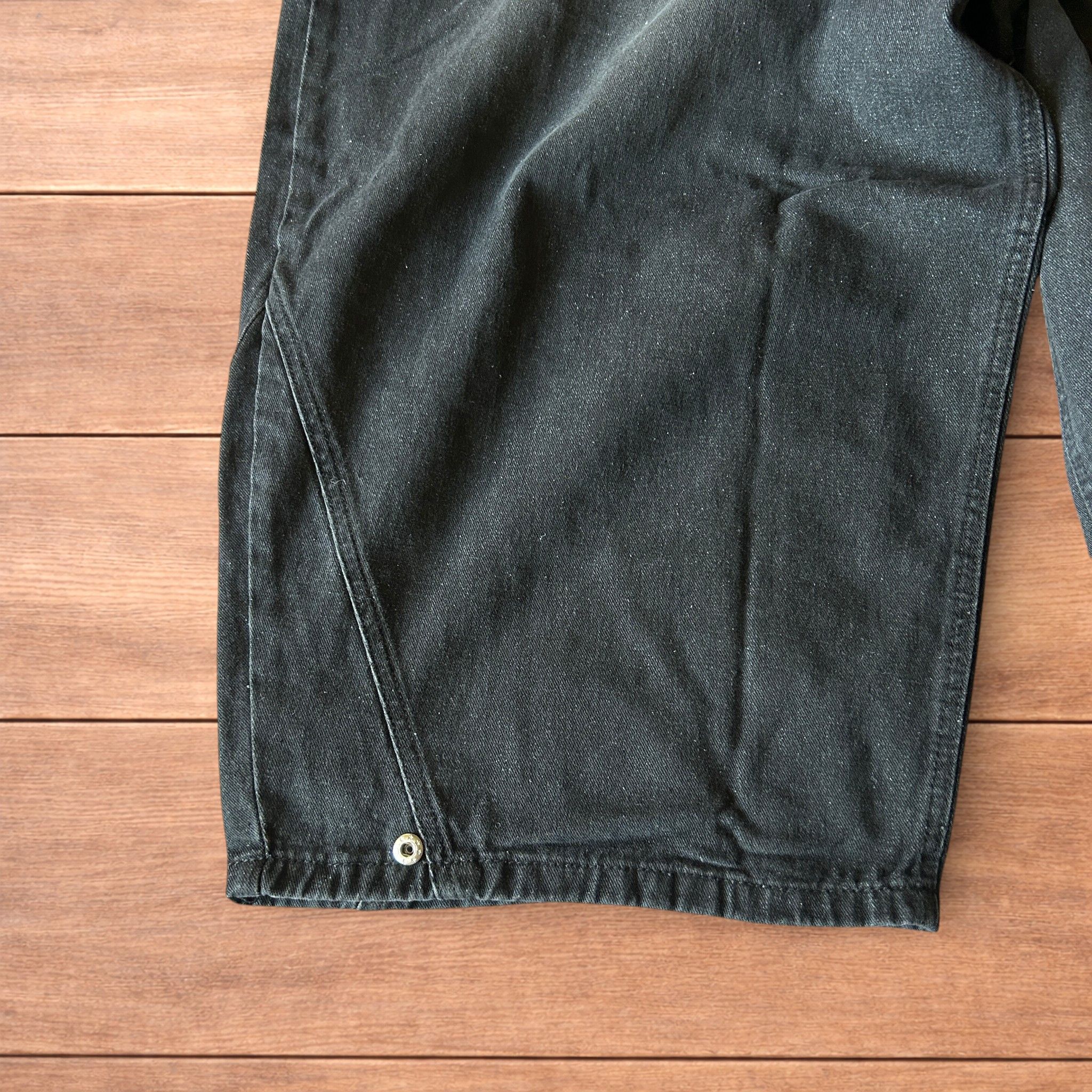 Japanese Brand Super baggy wide leg balloon fit jeans in washed black. Size US 34 / EU 50 - 5 Thumbnail