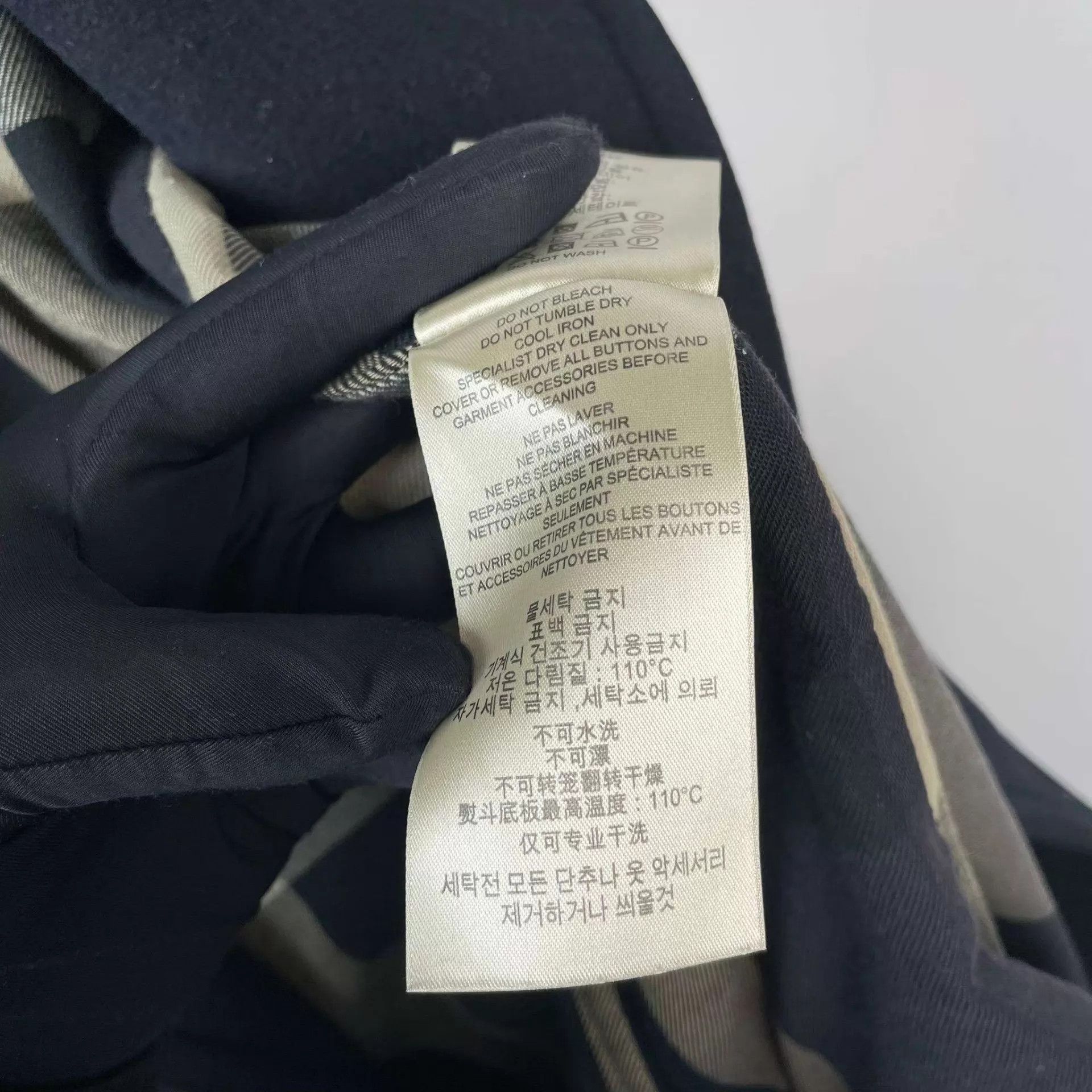 Burberry Burberry Cashmere Coat Black 180 Size US M / EU 48-50 / 2 - 6 Thumbnail