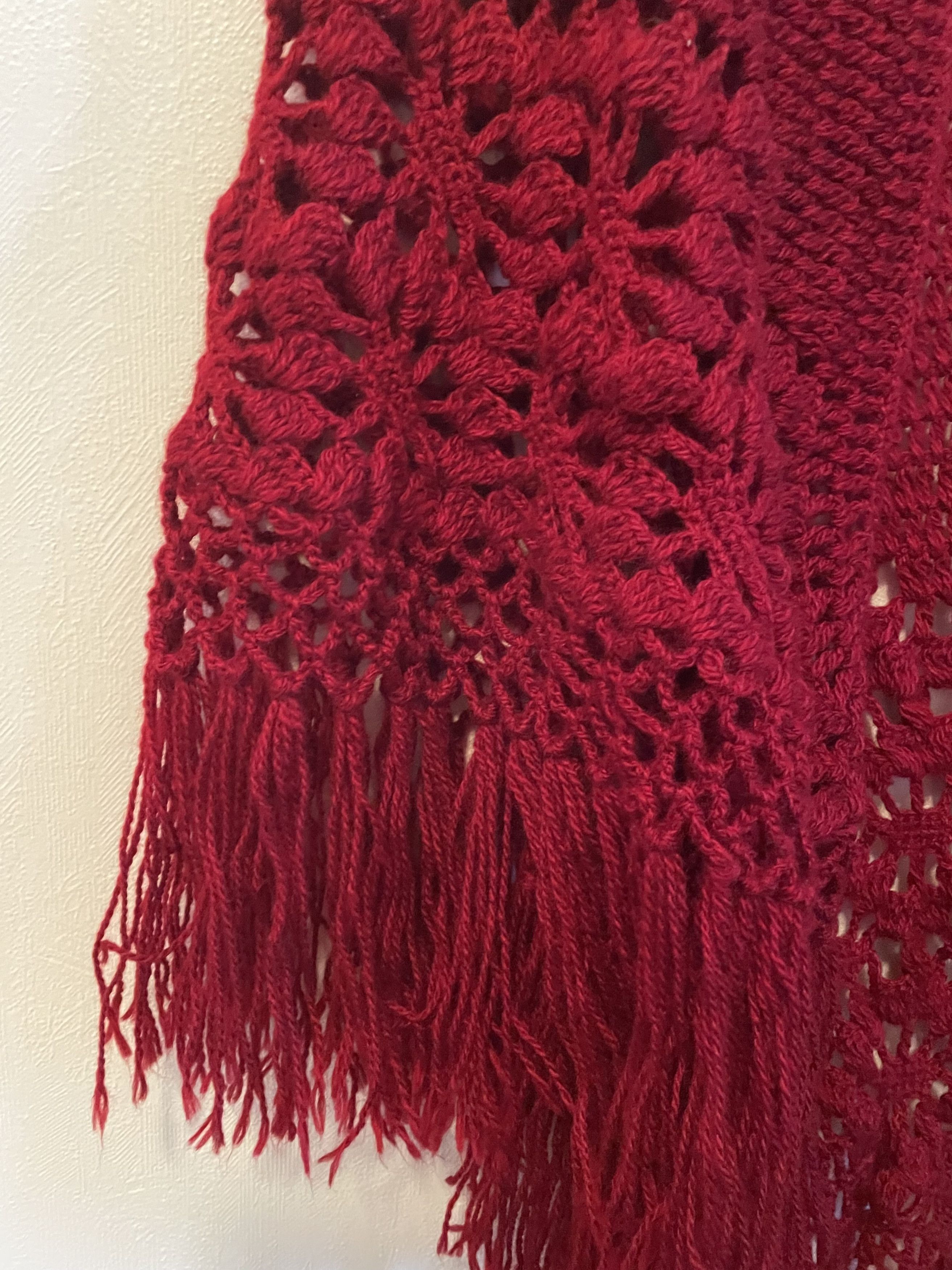Other Vintage Hand-Crocheted Red Fringed Shawl / Wrap Size ONE SIZE - 2 Thumbnail