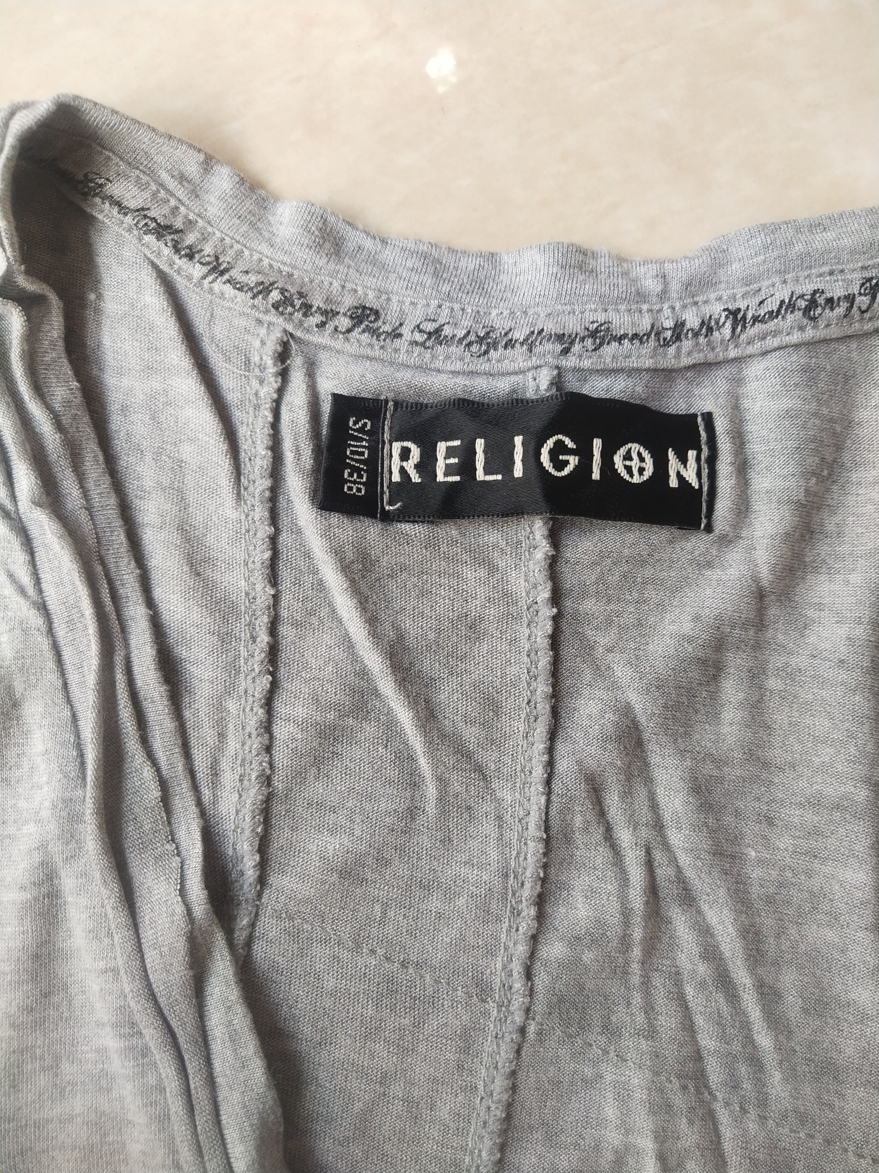 Hysteric Glamour Religion Baby Don’t Cry Graphic V Neck T Shirt Size S / US 4 / IT 40 - 5 Thumbnail