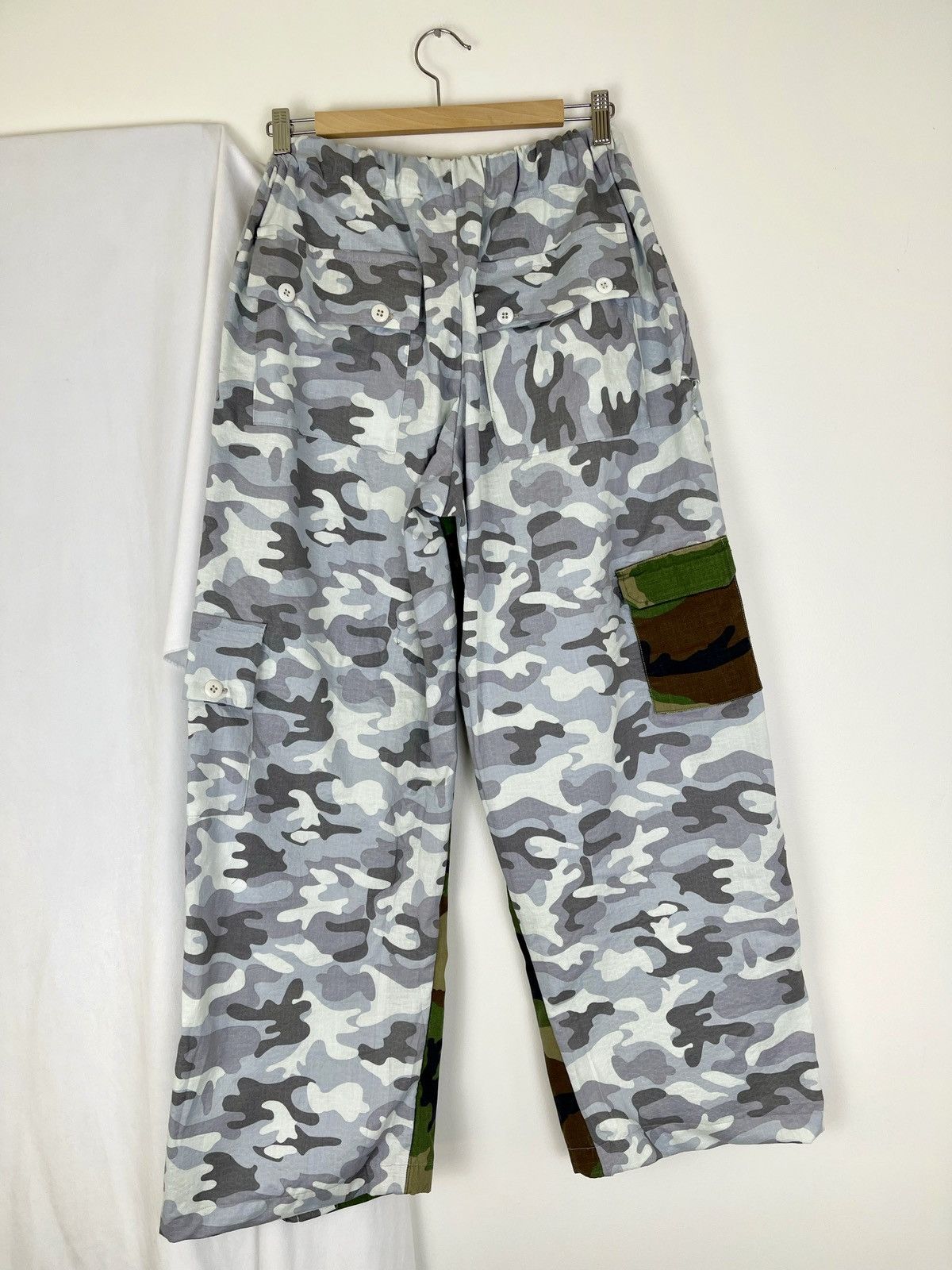 Chorley Deconstructed 2 tone camo baggy cargo pants Size US 34 / EU 50 - 2 Thumbnail