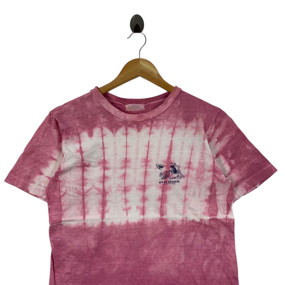 Vintage Vintage 90s CUTBACK SURFING Surfboy Tie-Dye Back Hit Tshirt Size US M / EU 48-50 / 2 - 2 Thumbnail