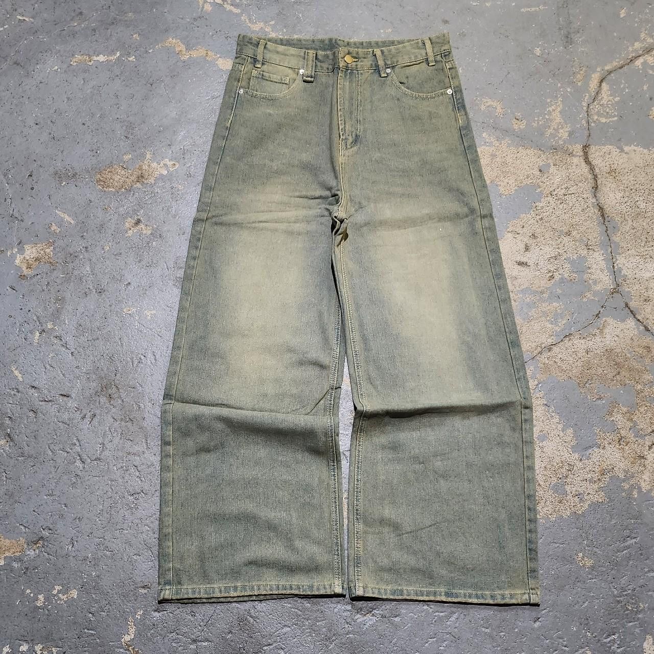 Japanese Brand Baggy Light Blue/Khaki Wide leg denim Size US 32 / EU 48 - 2 Thumbnail