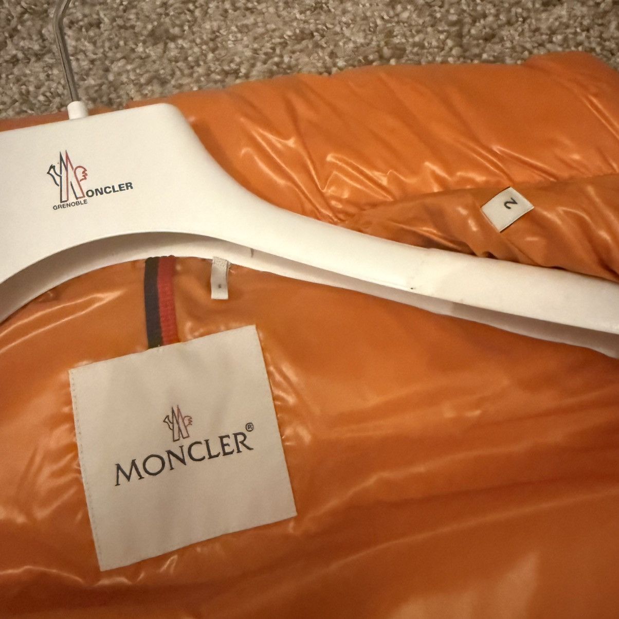 Moncler Moncler TIBB gilet bodywarmer size 2 ORANGE new gui bormes Size US M / EU 48-50 / 2 - 7 Thumbnail