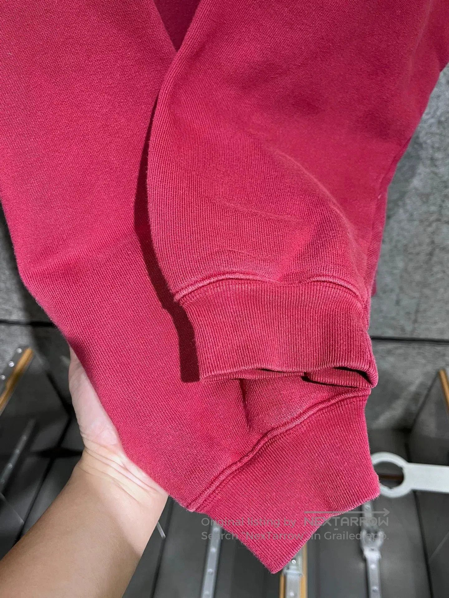 Balenciaga Balenciaga Red Letter Sweatshirt Size S. Size US S / EU 44-46 / 1 - 6 Thumbnail