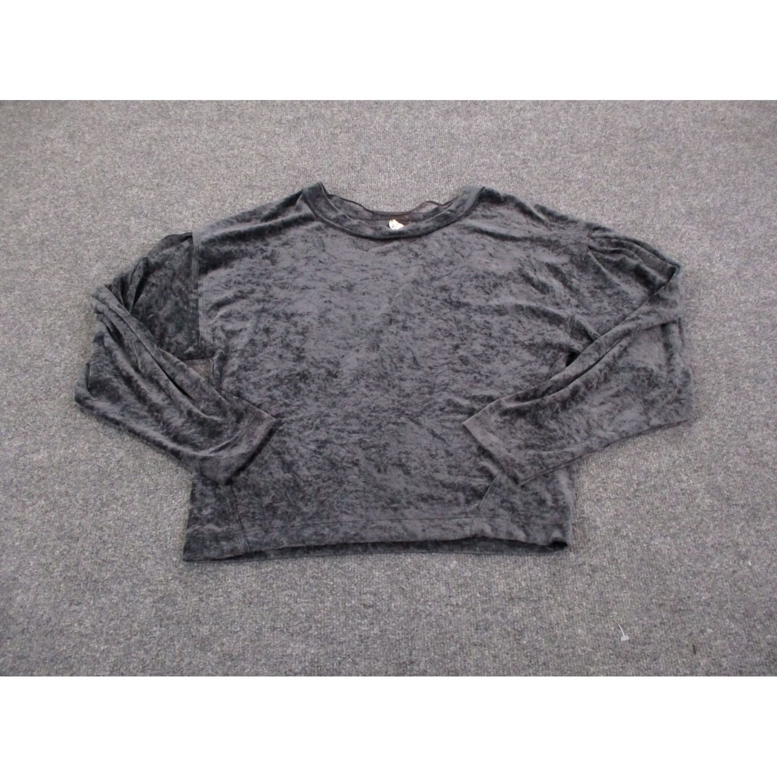 Free People Free People Shirt Womens S Gray Velvet Cropped Oversized Loose We The Free Size S / US 4 / IT 40 - 2 Thumbnail