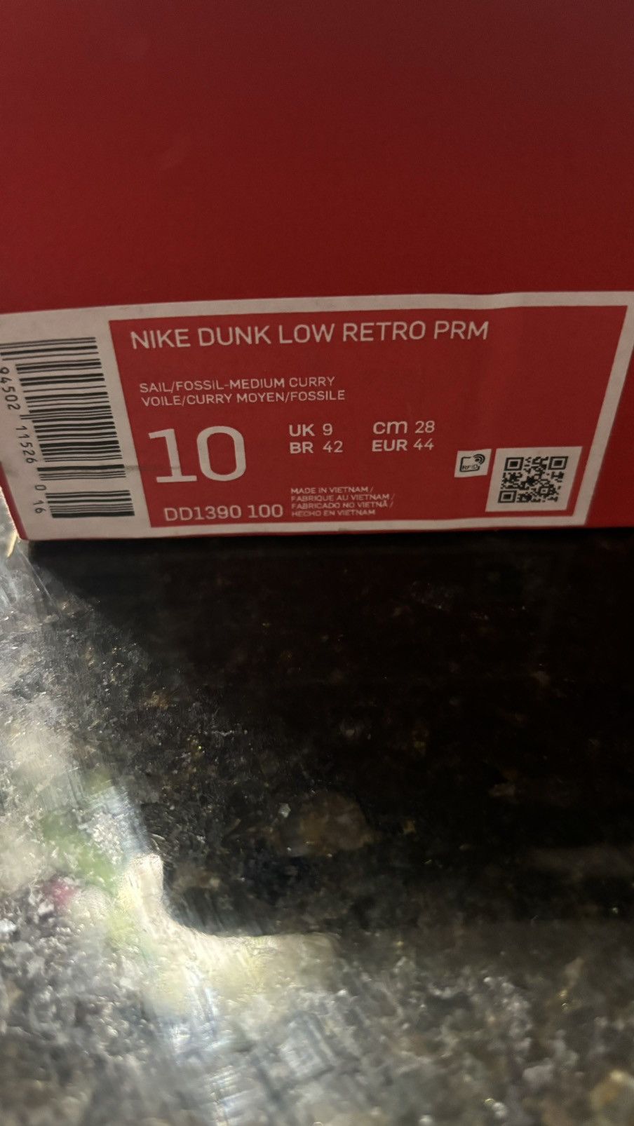 Nike Nike low dunk medium curry Size US 10 / EU 43 - 3 Thumbnail