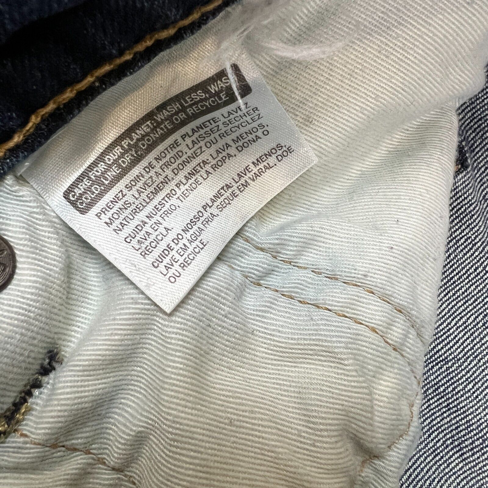 Levi's × Vintage Levi's 541 Jeans 36x34 Athletic Taper American Denim Pants Size US 36 / EU 52 - 9 Thumbnail