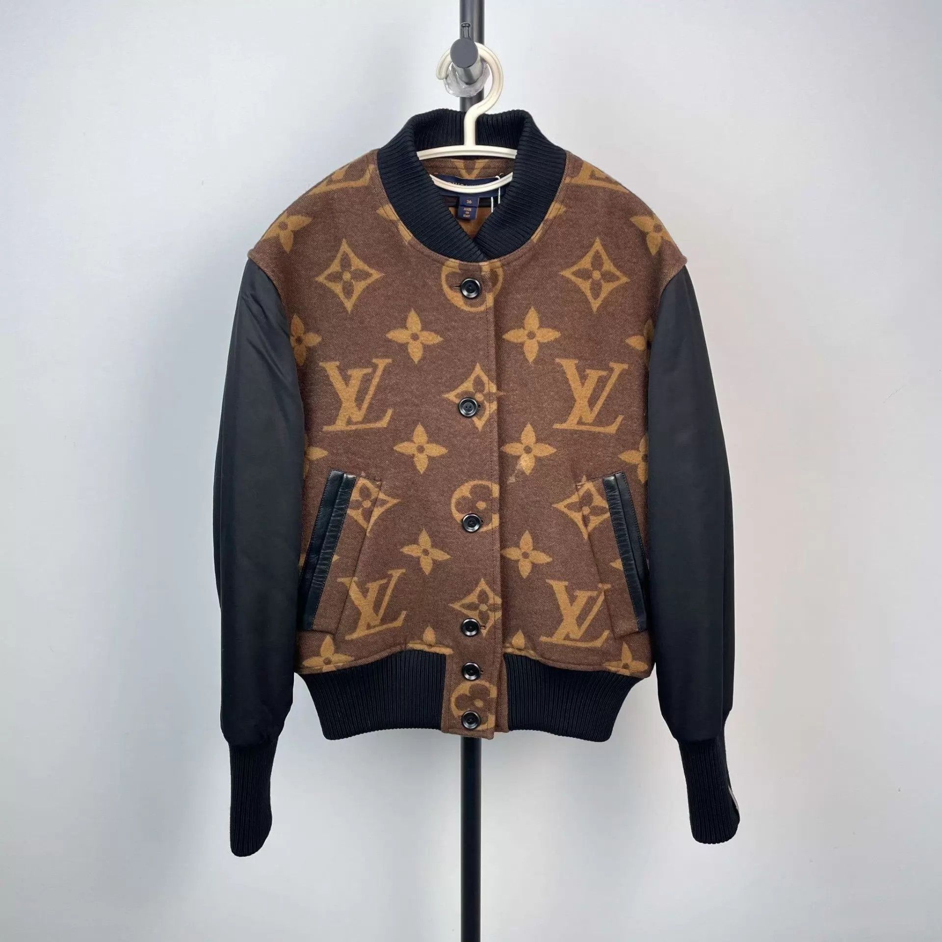 Louis Vuitton 97 New LV Monogram Jacket Size XS / US 0-2 / IT 36-38 - 1 Thumbnail