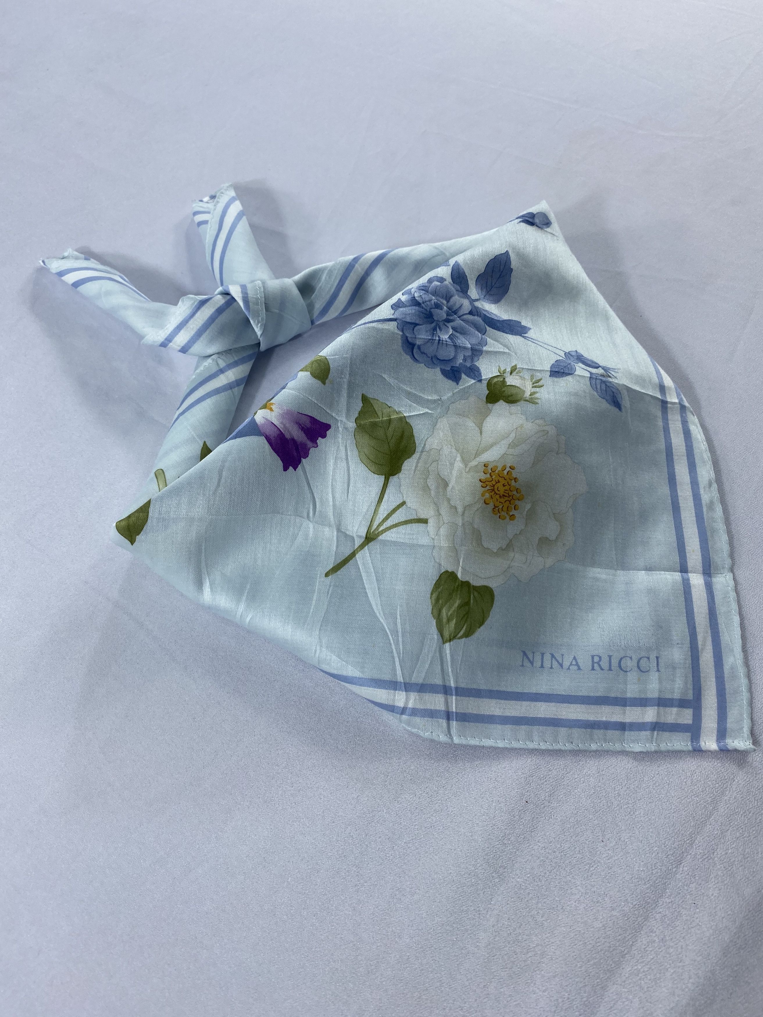 Nina Ricci × Other × Vintage Nina Ricci Handkerchief / Bandana / Neckerchief Size ONE SIZE - 1 Thumbnail
