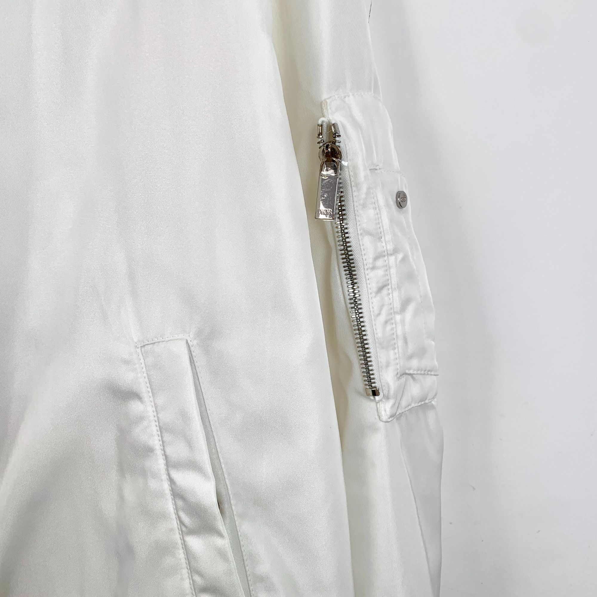 Dior Dior Mens White Satin Bomber Jacket With Zipper & Pockets Si Size US M / EU 48-50 / 2 - 4 Thumbnail