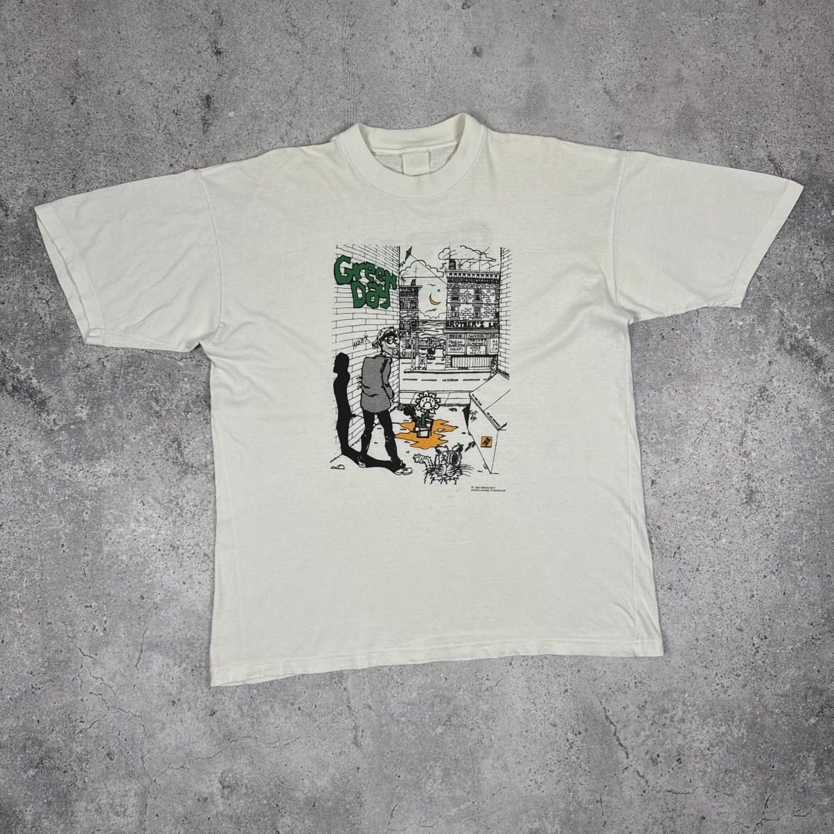 Band Tees Vintage 1995 Green Day “Sad Flowers” Brockum Tee T Shirt Size US XL / EU 56 / 4 - 2 Thumbnail