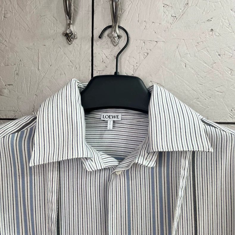 Loewe LOEWE Capped shirt Size L / US 10 / IT 46 - 2 Thumbnail