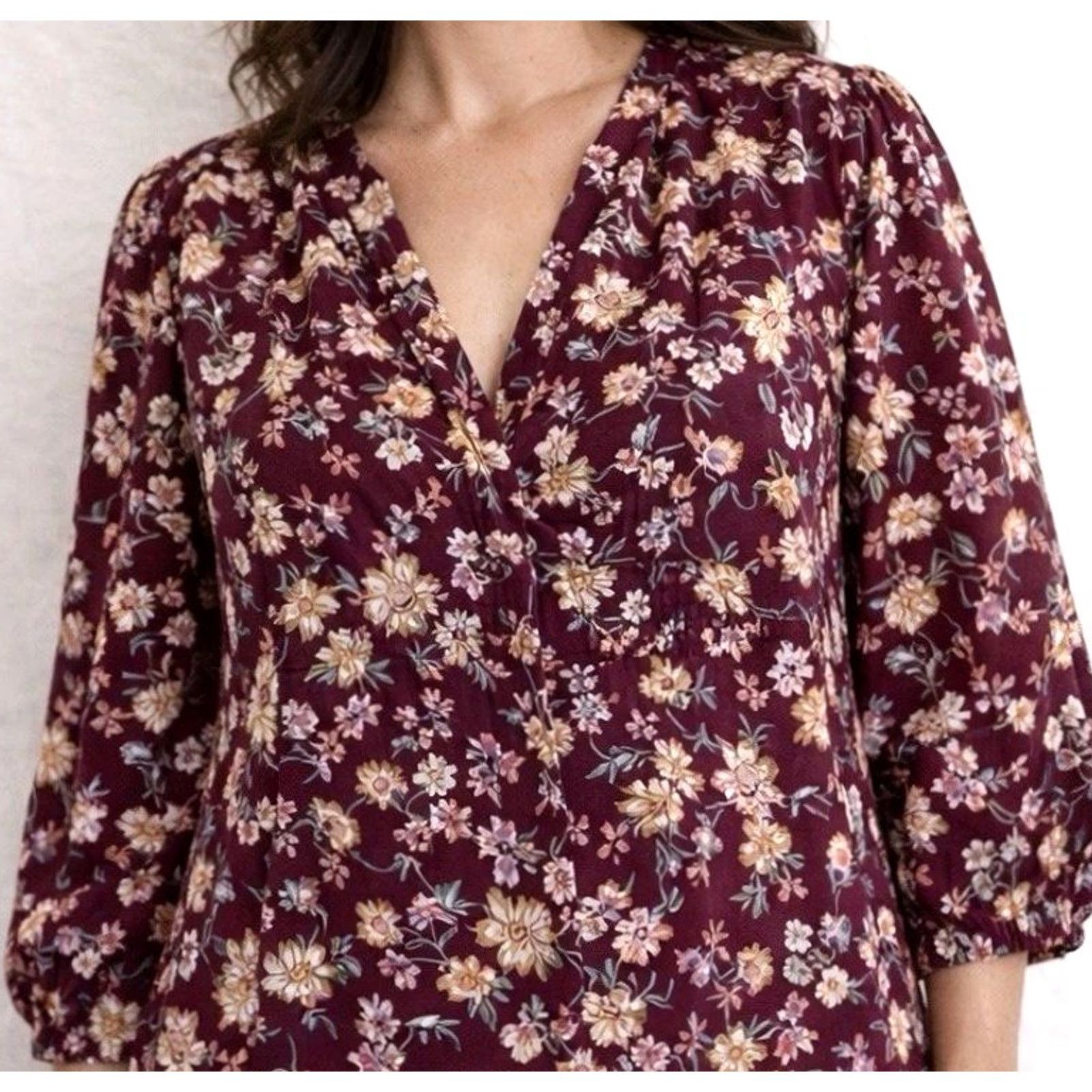 Vince Camuto Vince Camuto Blouse XL Burgundy Floral Knit Puff Sleeve Cardigan? Size XL / US 12-14 / IT 48-50 - 2 Thumbnail