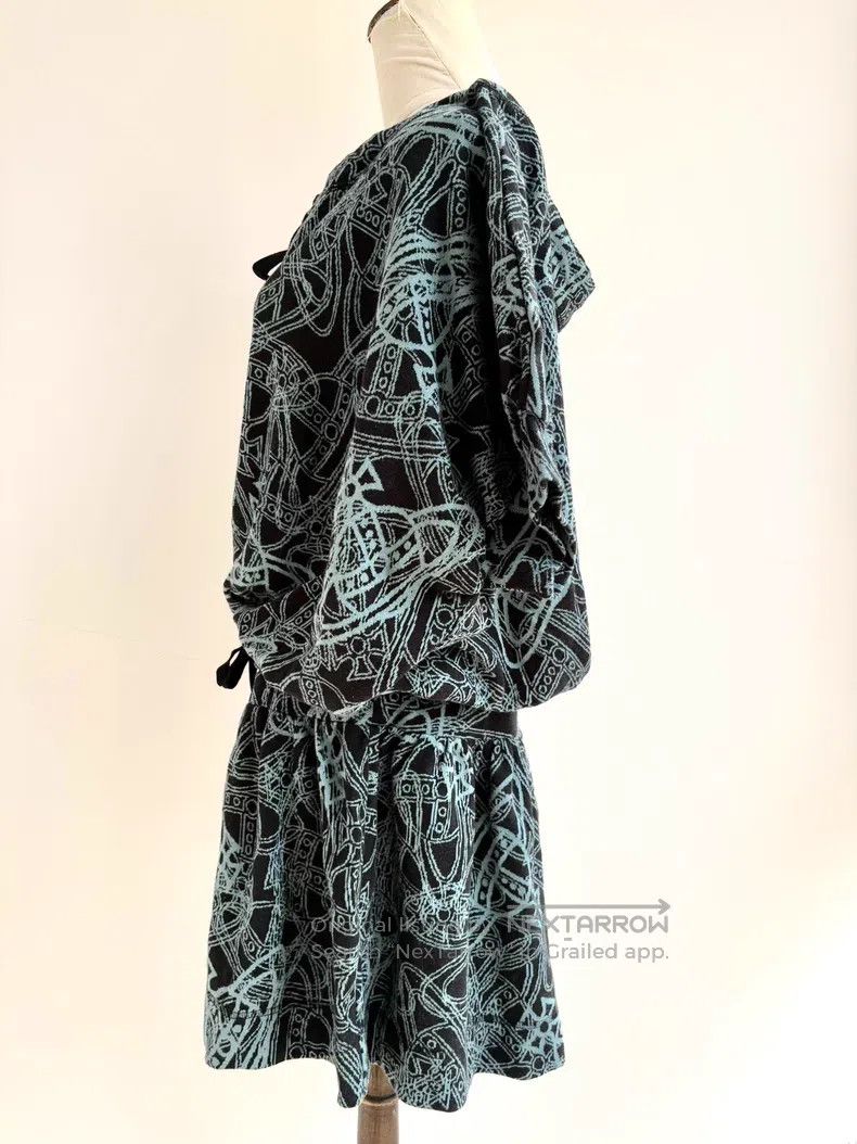 Vivienne Westwood Vivienne Westwood Black Green Big Saturn Printed Asymmetri Size L / US 10 / IT 46 - 2 Thumbnail