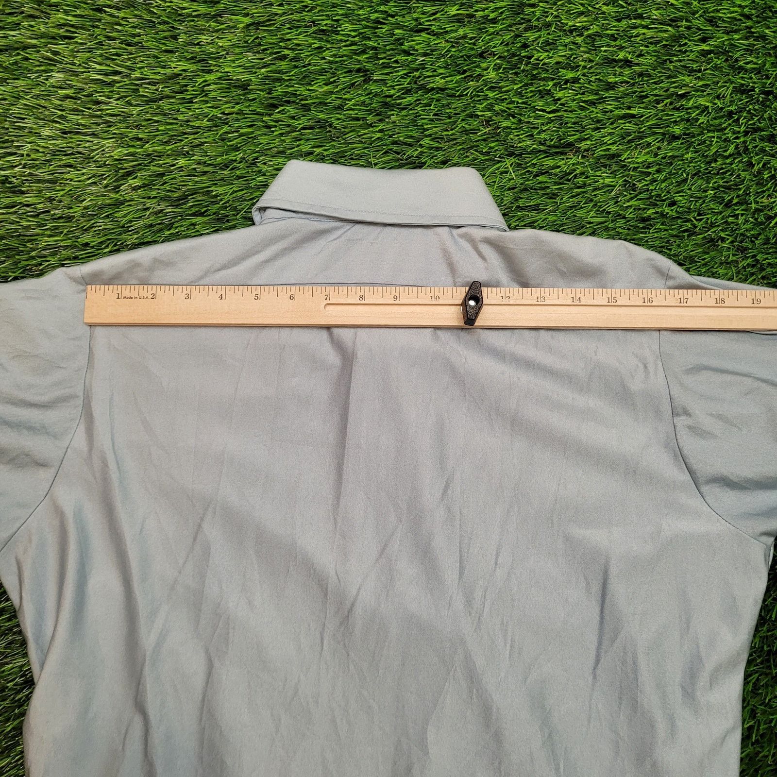 Van Heusen VTG 70s Van-Heusen Dagger Collar Nylon Button Shirt M Qiana Size US M / EU 48-50 / 2 - 11 Thumbnail