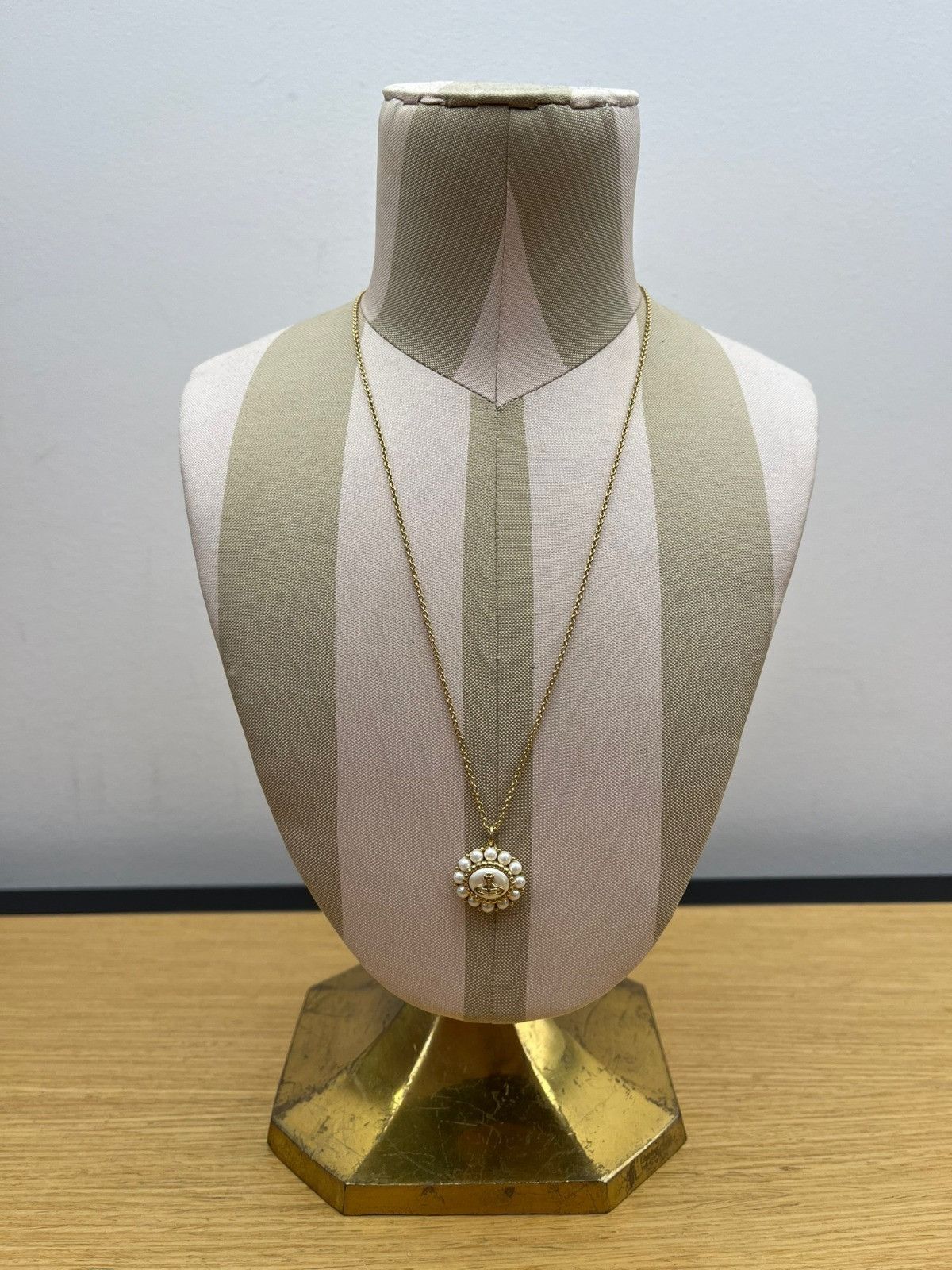 Vivienne Westwood o1f1d3z1025 Size: OS / Maya Pendant Necklaces Size ONE SIZE - 1 Thumbnail