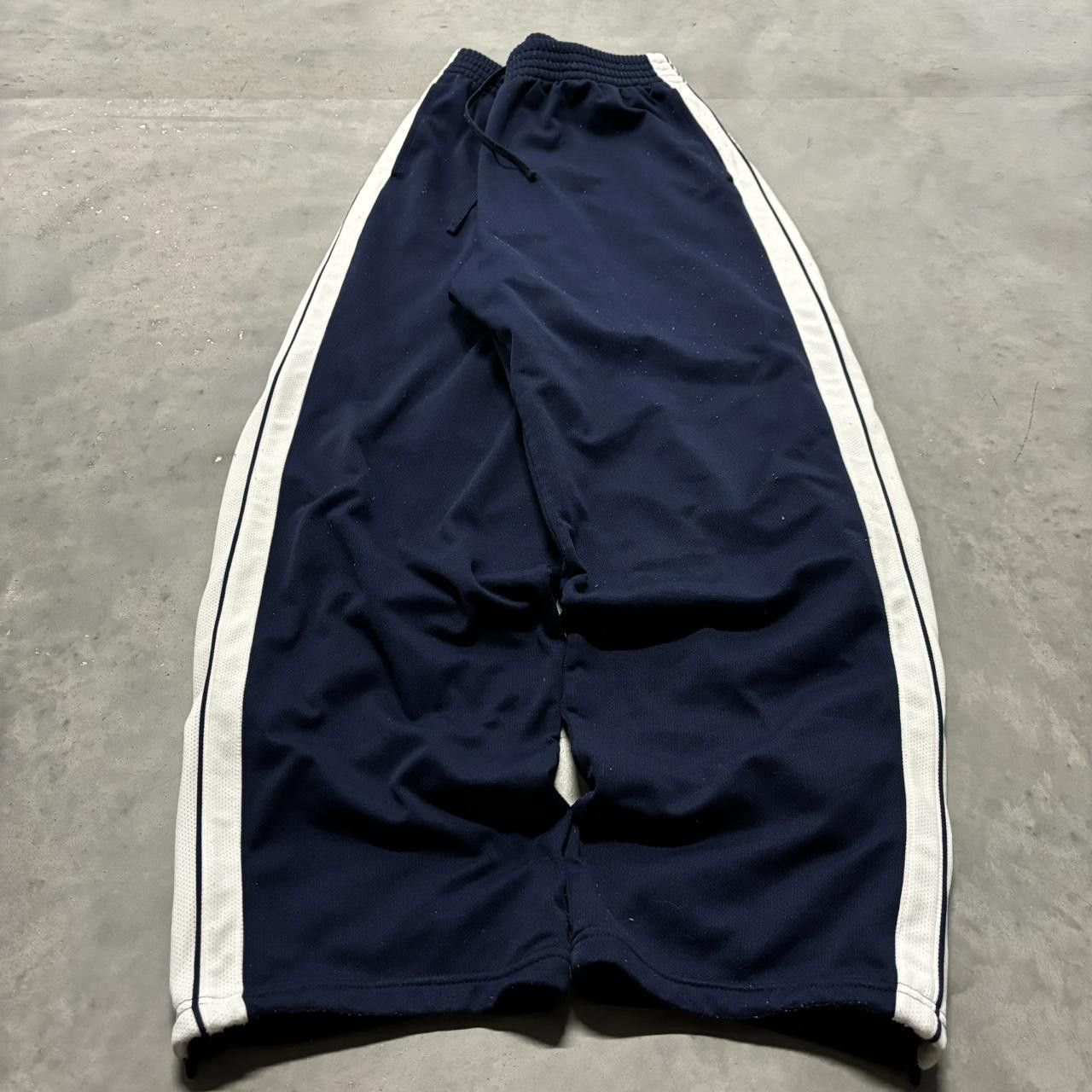 Japanese Brand × Vintage Crazy Vintage Y2K/2000s Baggy Navy Blue Striped Skater Essential Track Pants! Size US 32 / EU 48 - 2 Thumbnail
