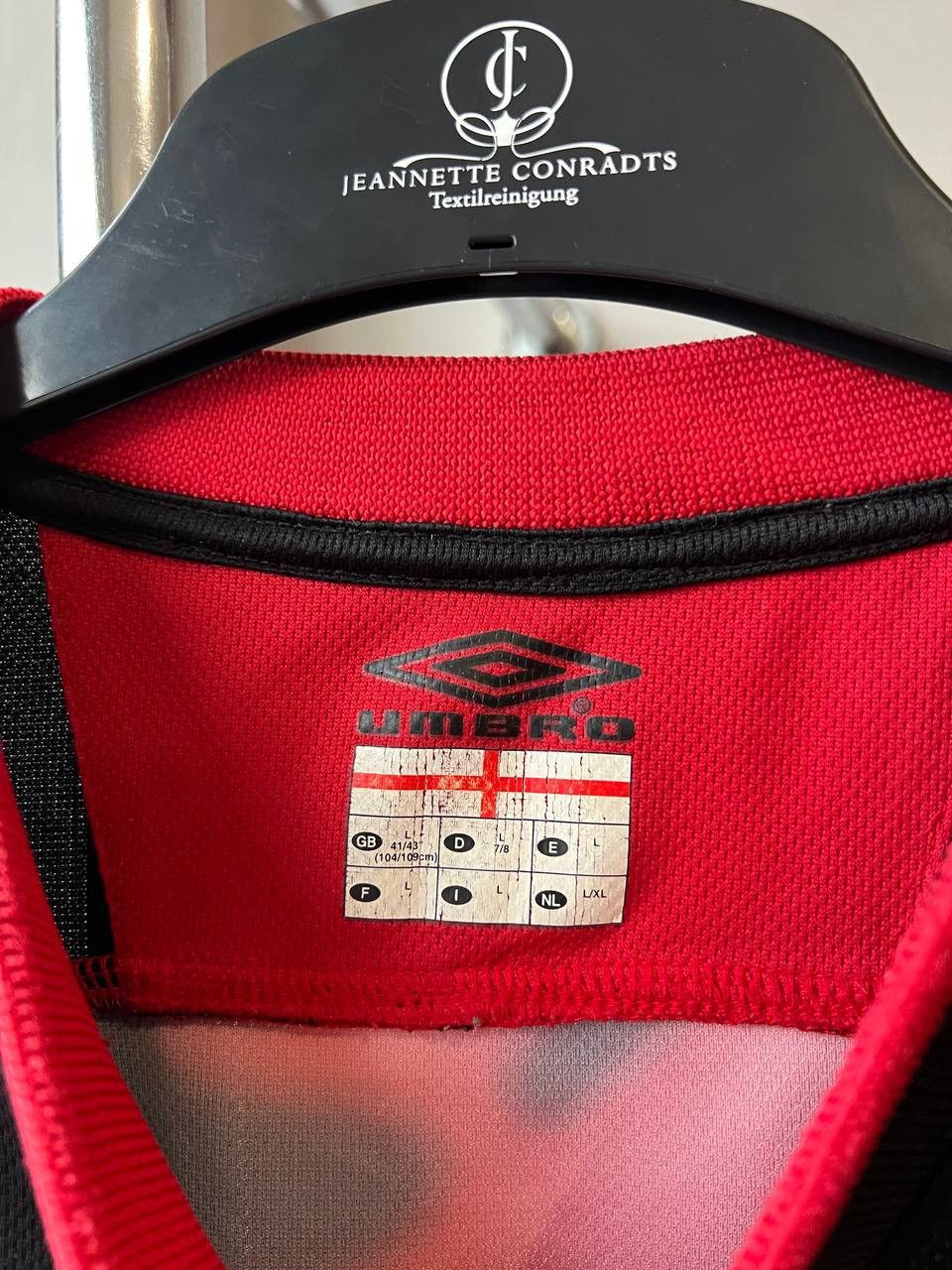Umbro 2003/05 ENGLAND TEAM RARE GK SOCCER JERSEY FOOTBALL SHIRT L Size US L / EU 52-54 / 3 - 6 Thumbnail