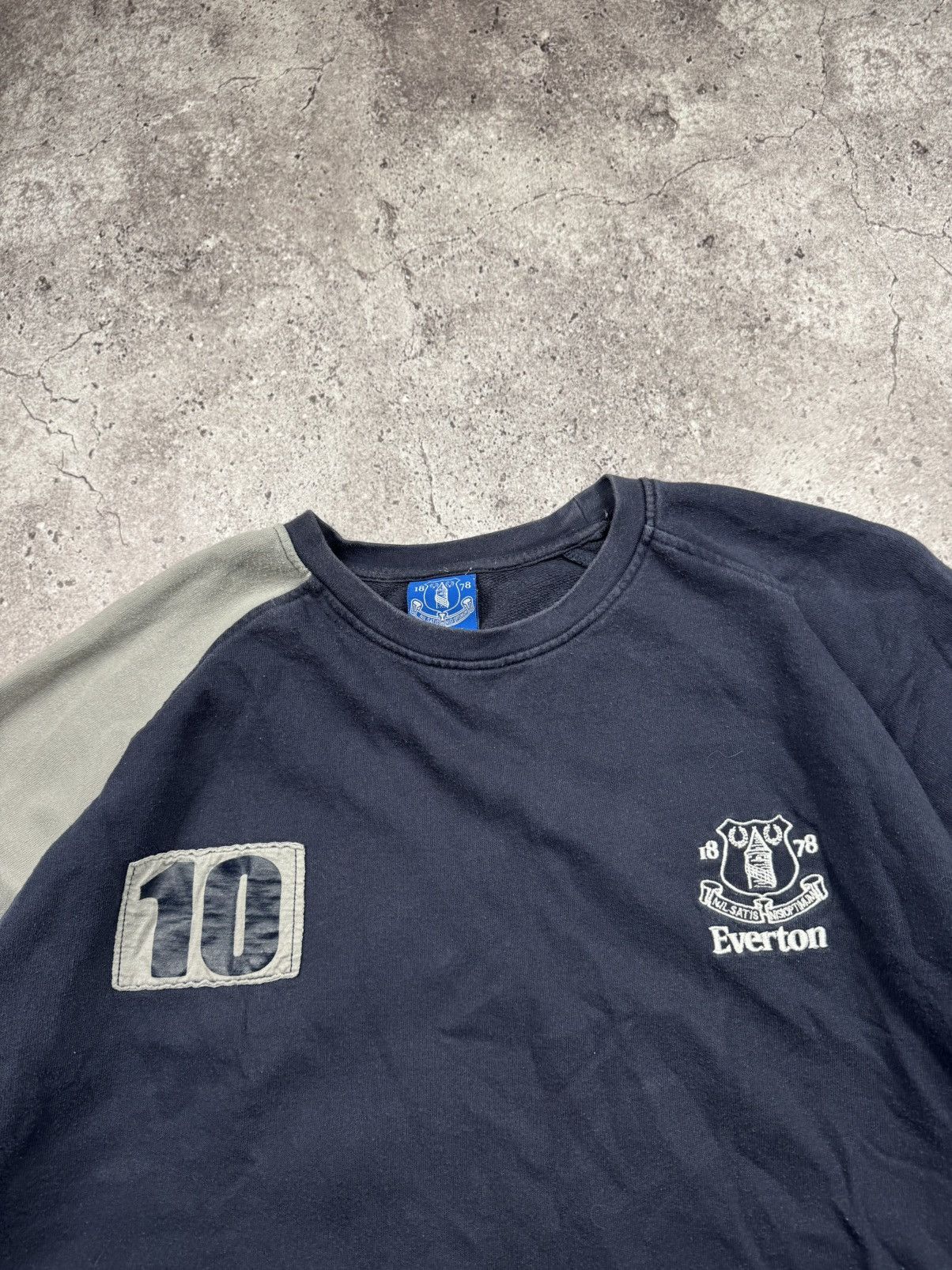 Umbro Vintage Everton soccer sweatshirt size L logo English Size US L / EU 52-54 / 3 - 3 Thumbnail