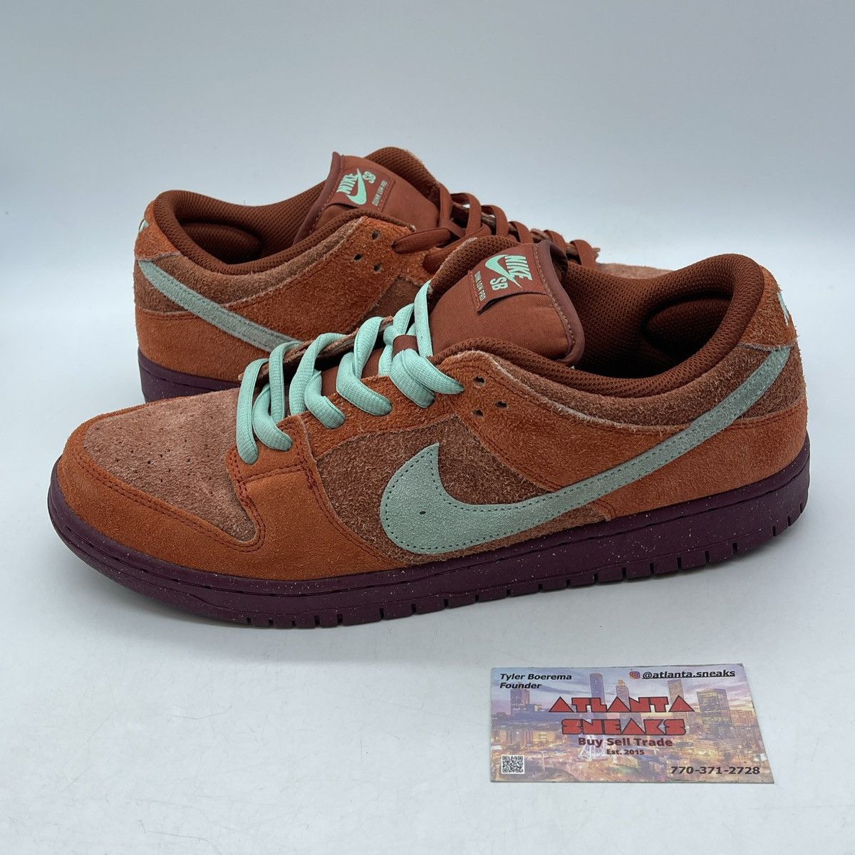 Nike Dunk low mystic red Size US 12 / EU 45 - 1 Thumbnail