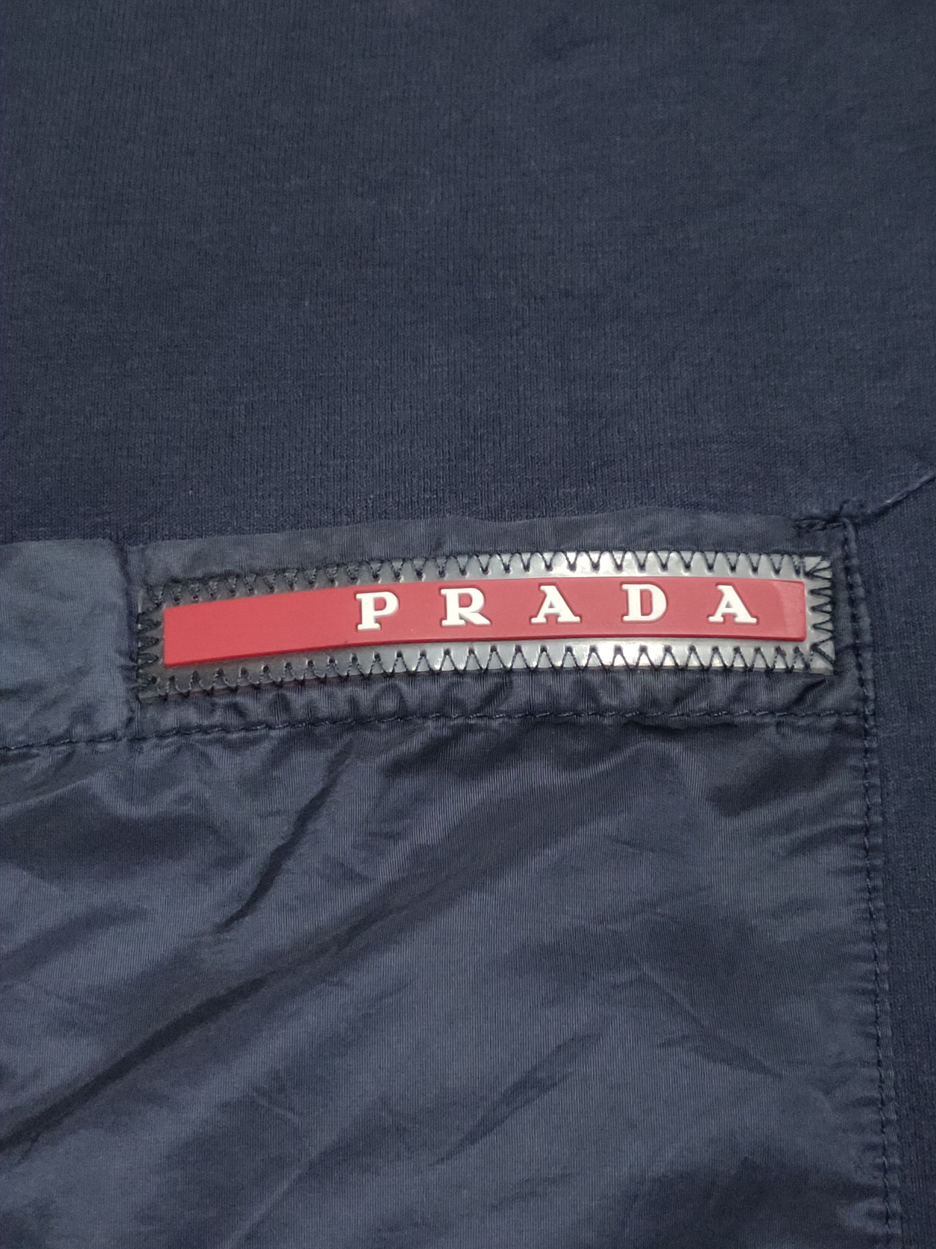 Prada Distressed vintage Prada V-neck pocket tshirt Size US S / EU 44-46 / 1 - 11 Thumbnail