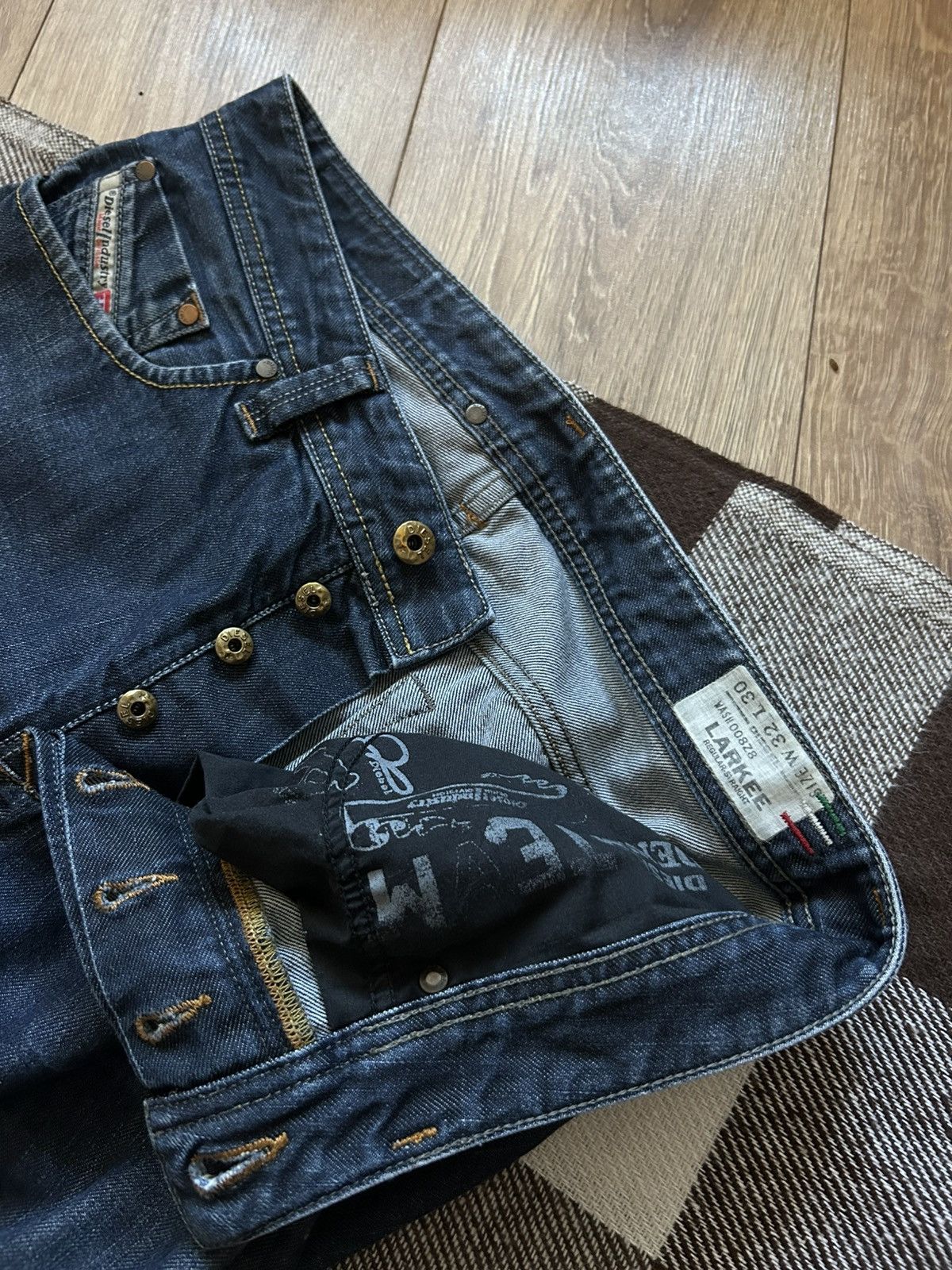 Diesel × Vintage Vintage Diesel Larkee selvedge jeans mens y2k rare mens Size US 32 / EU 48 - 3 Thumbnail