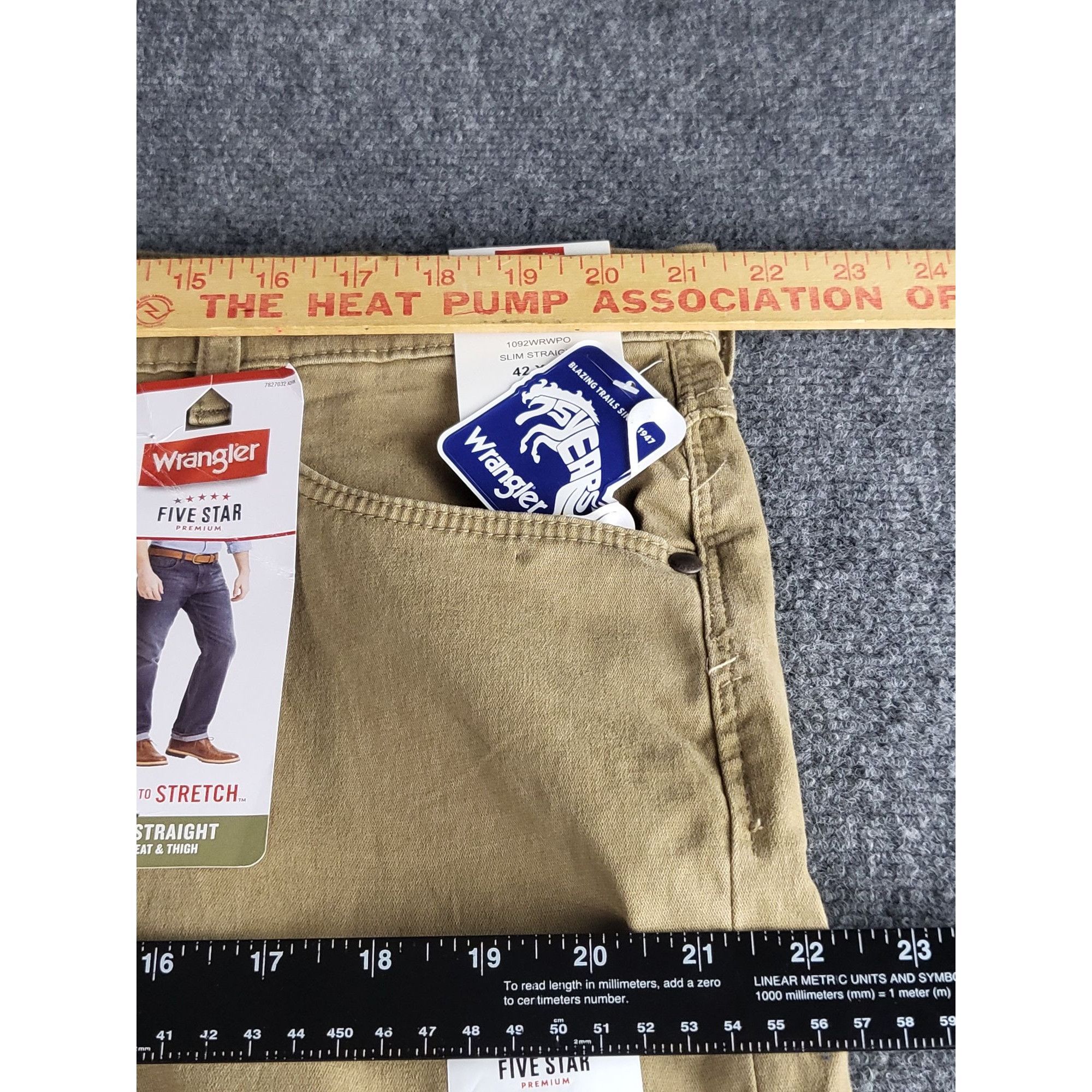 Wrangler Wrangler Five Star Slim Straight Khaki Pants Men Sz 42X30 Fr Size US 42 / EU 58 - 8 Thumbnail