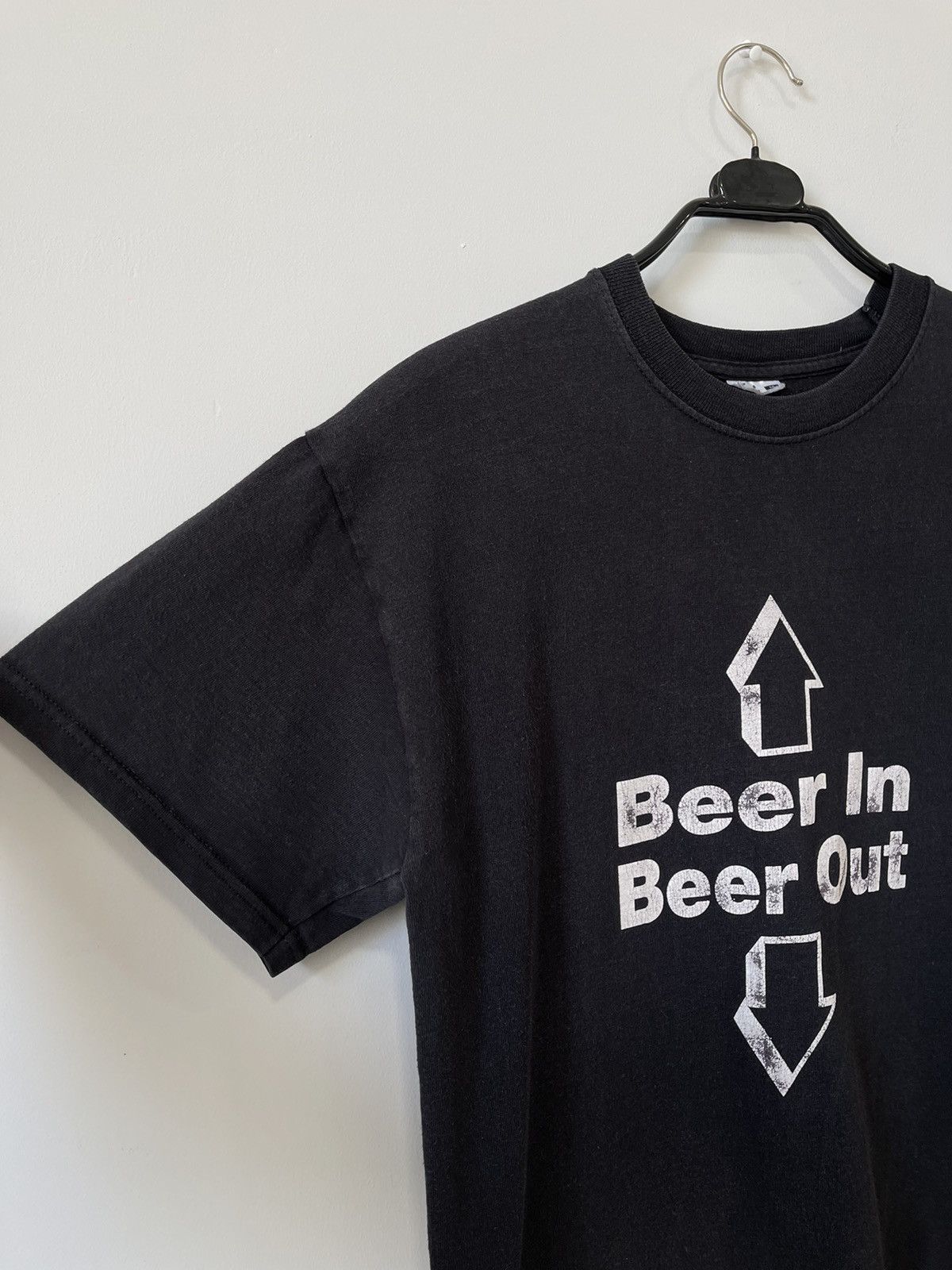 Vintage crazy vintage 90s humor beer alcohol funny graphic tee shirt Size US M / EU 48-50 / 2 - 6 Thumbnail
