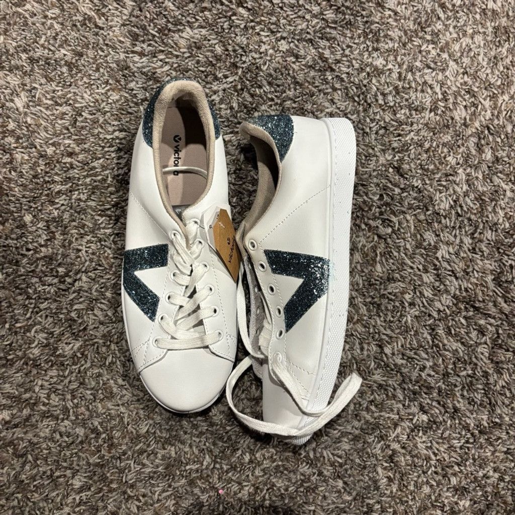 Victoria's Secret Women's White and Blue Victoria Sneakers Size US 10 / IT 40 - 4 Thumbnail
