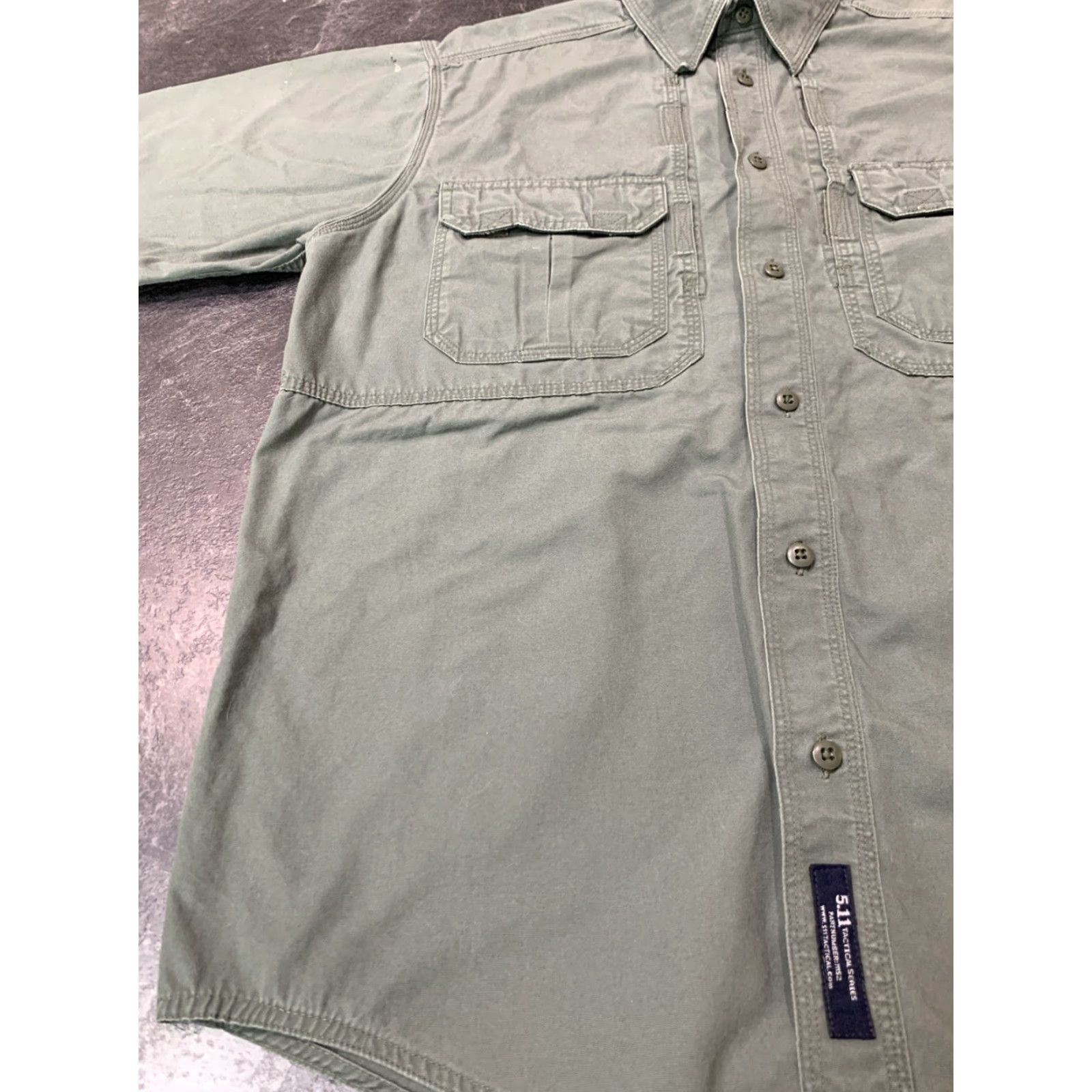 Vintage 5.11 Tactical Button-Up Shirt Short Sleeve Adult Medium Army Green Mens Size US M / EU 48-50 / 2 - 4 Thumbnail