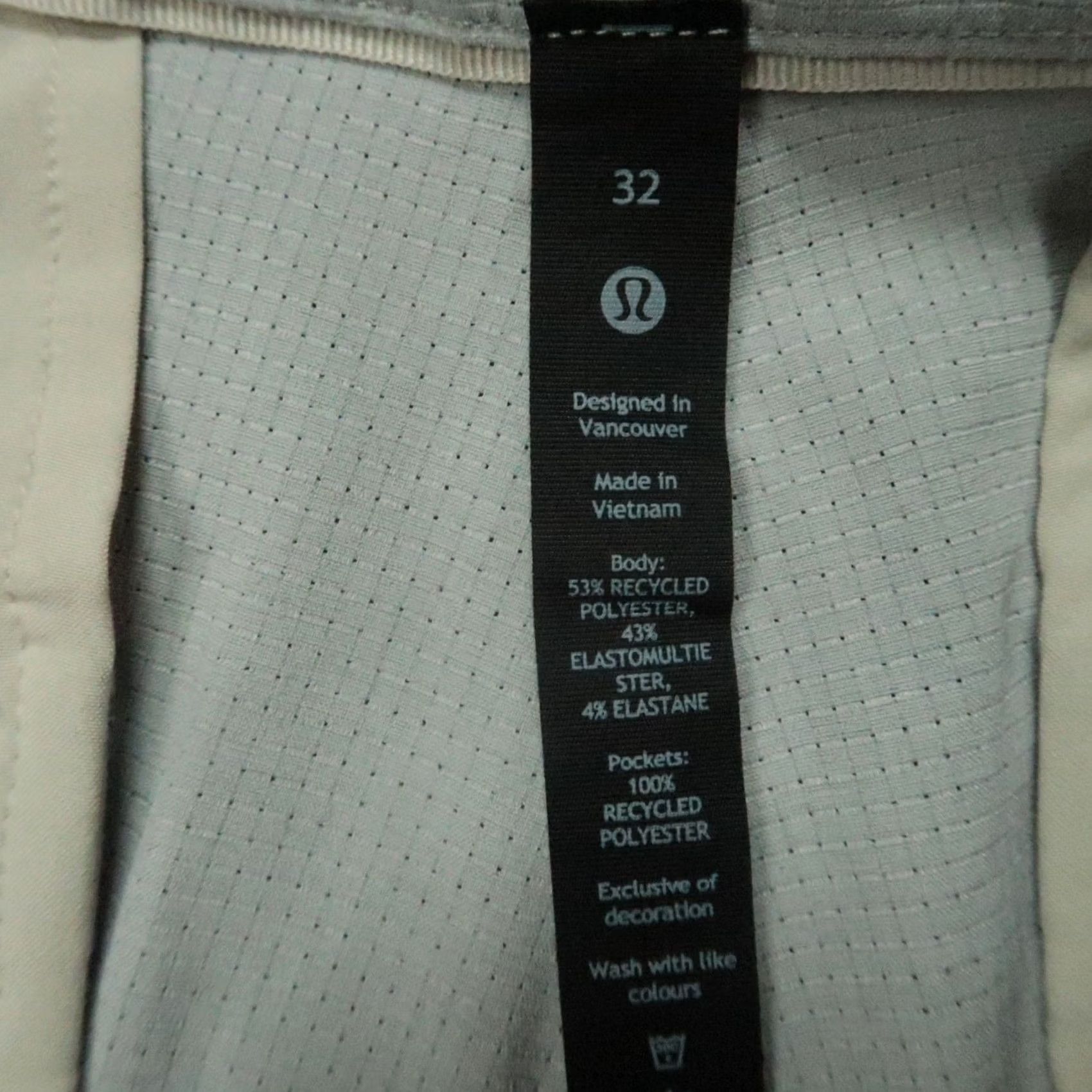 Lululemon Lululemon Pants Mens 32 Gray Men 32x32 Commission Slim Fit Ventlight Zip Pocket Size US 32 / EU 48 - 4 Thumbnail