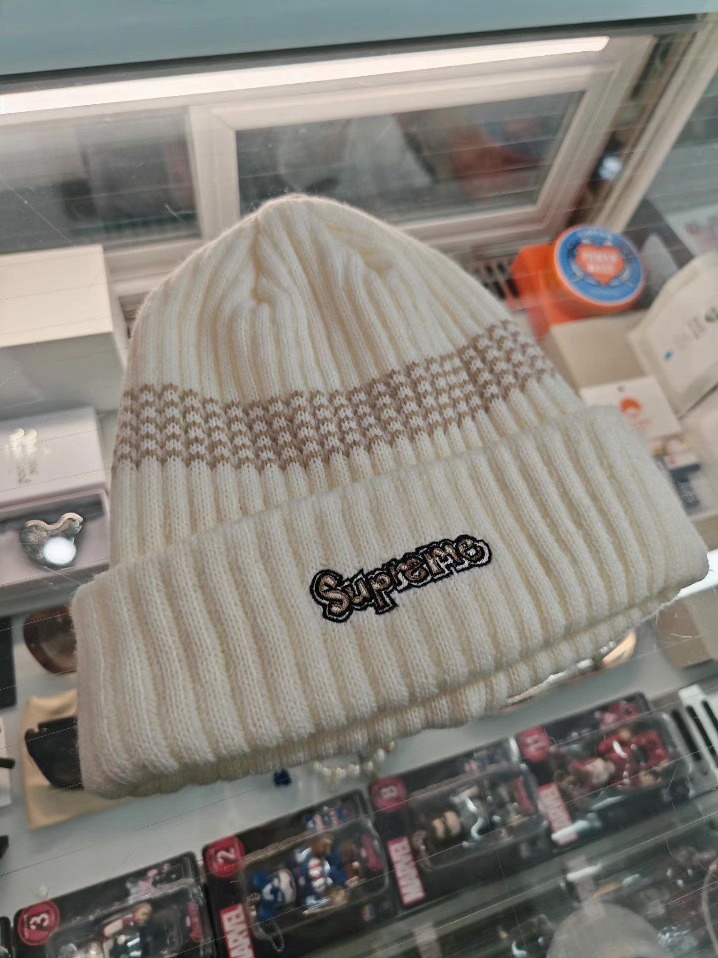 Supreme Supreme Stripe Embroidered Logo Knit Beanie。 Q15 Size ONE SIZE - 1 Thumbnail