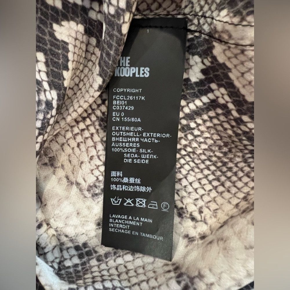 The Kooples The Kooples 100% Silk Snakeskin Print Button Front Shirt Size XS / US 0-2 / IT 36-38 - 8 Thumbnail