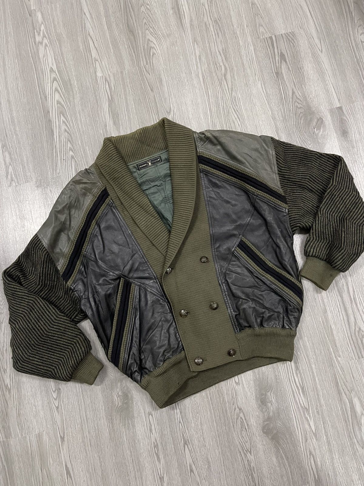 Genuine Leather × Playboy × Vintage Vintage 90s Playboy Sheepskin & Wool teddy jacket Size US M / EU 48-50 / 2 - 2 Thumbnail