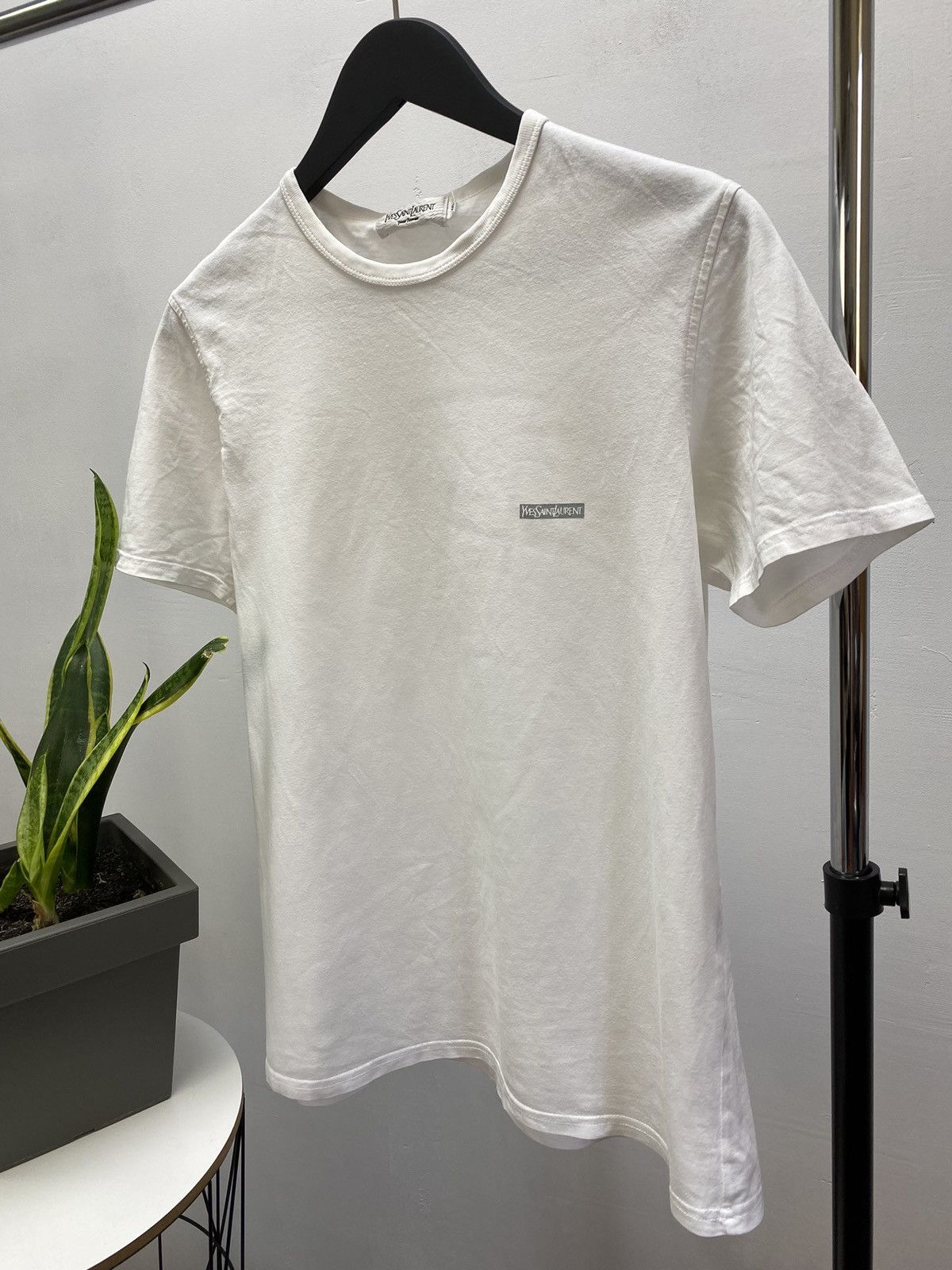 Yves Saint Laurent Yves Saint Laurent Small Logo T-shirt YSL White Men’s S Size US S / EU 44-46 / 1 - 2 Thumbnail