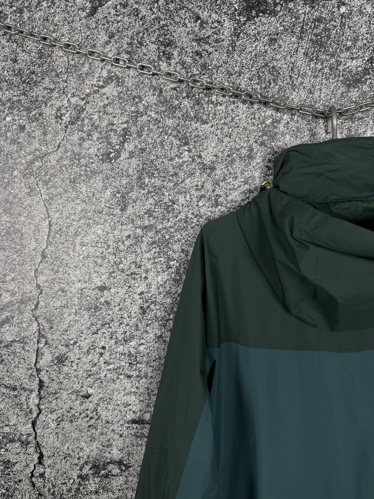 Berghaus Berghaus Gore-Tex Jacket Waterproof Windbreaker Outdoor XXL Size US XXL / EU 58 / 5 - 15 Thumbnail
