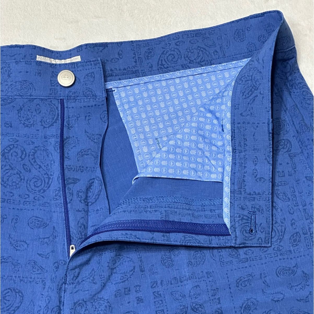 Peter Millar Peter Millar CS Men’s 36 Blue Bandana Quick Dry Golf Shorts Size US 36 / EU 52 - 5 Thumbnail