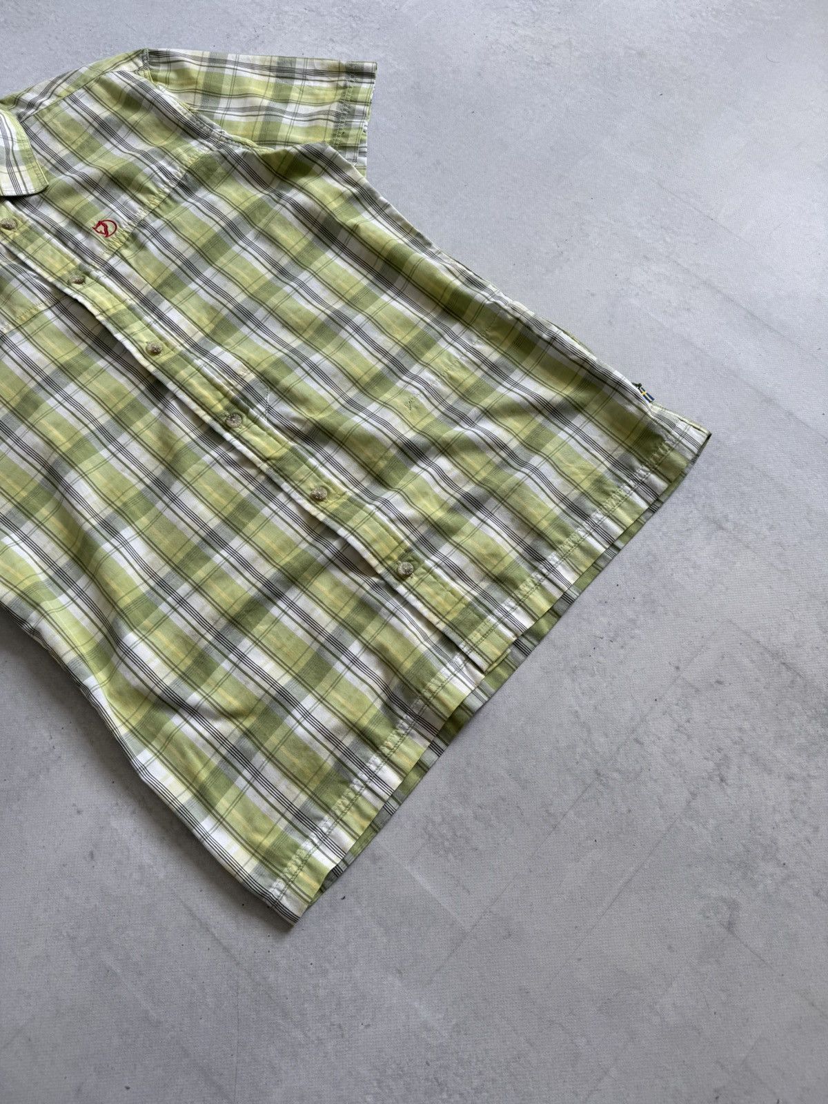 Fjallraven Fjällräven Short Sleeve Men’s Lightweight Outdoor Shirt Size US L / EU 52-54 / 3 - 2 Thumbnail