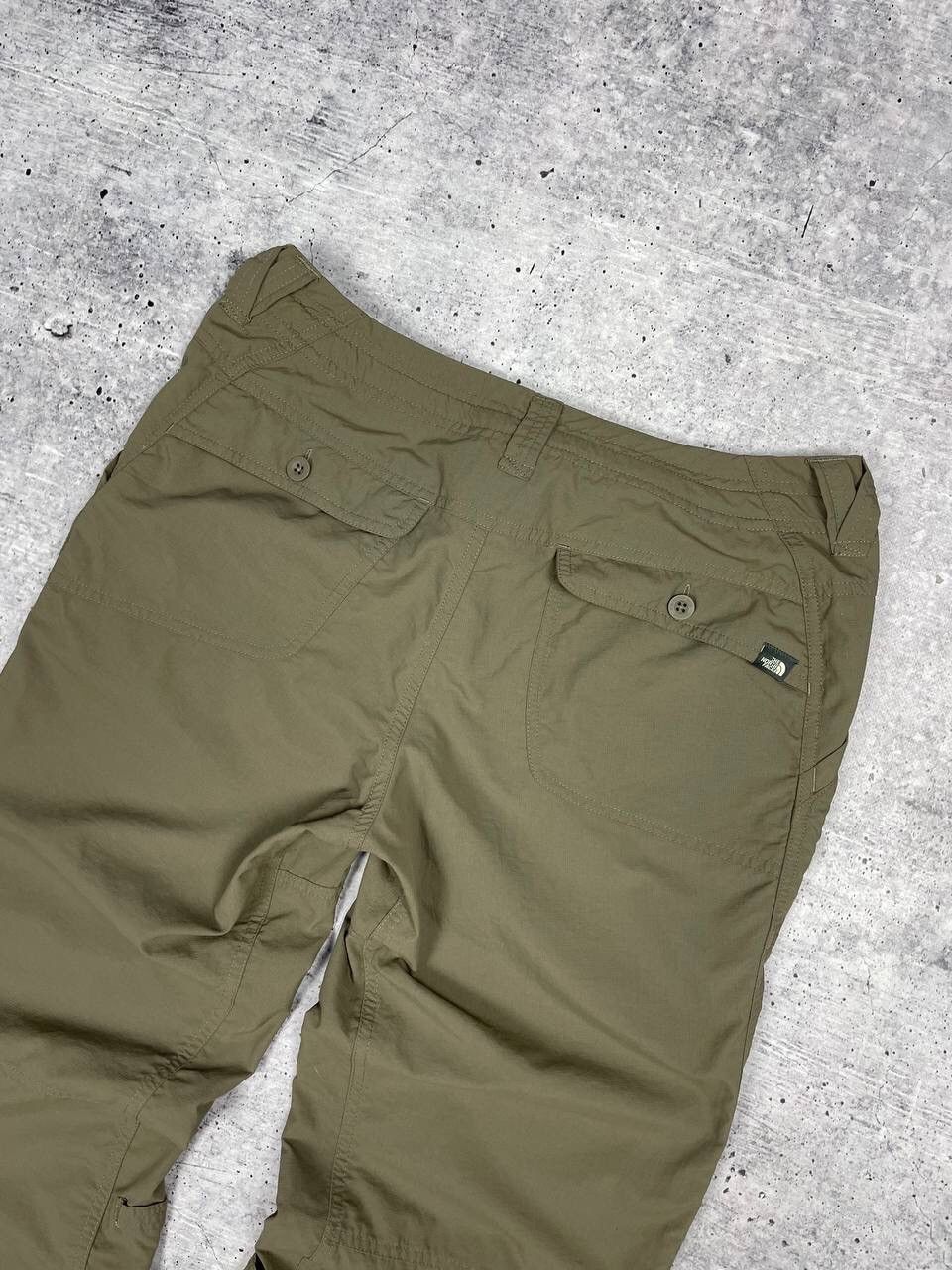 The North Face Vintage The North Face Y2K Style Tracking Outdoor Pants Size US 30 / EU 46 - 19 Thumbnail