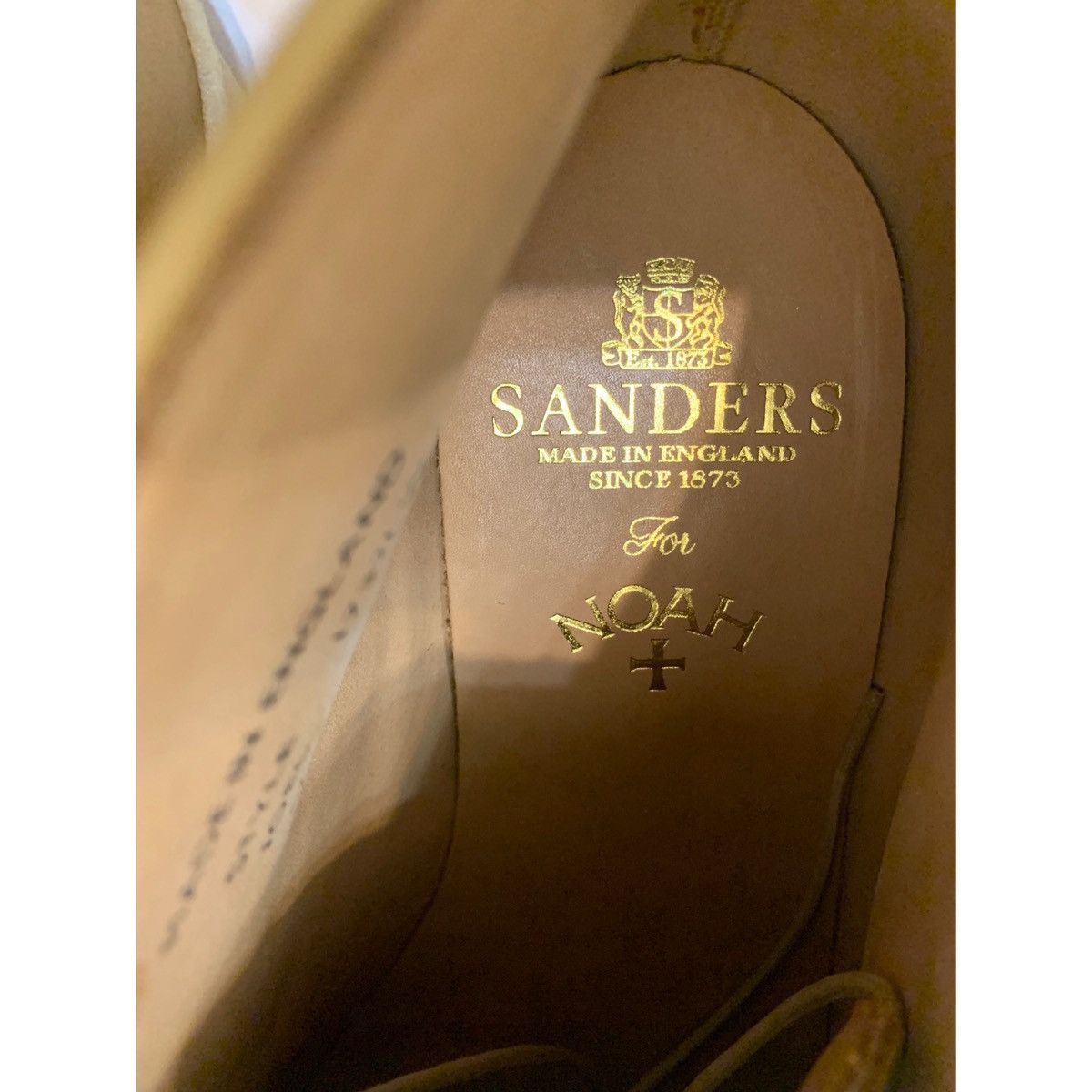 Noah NOAH ➕ SANDERS WAXED LEATHER CHUKKA BOOTS Size US 8 / EU 41 - 14 Thumbnail