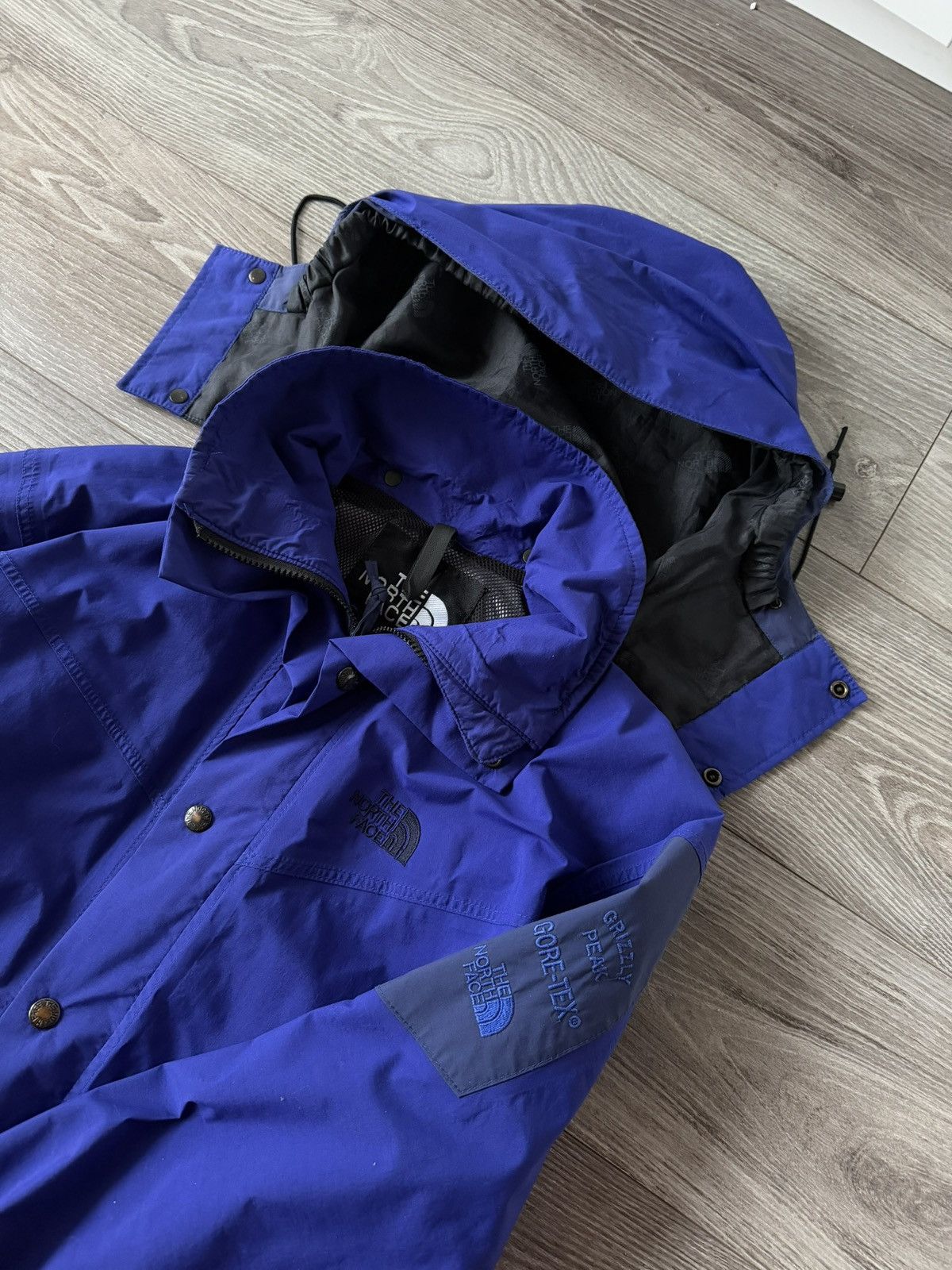 The North Face Vintage The North Face TNF GoreTex GTX Summit Series Vintage Size US S / EU 44-46 / 1 - 12 Thumbnail
