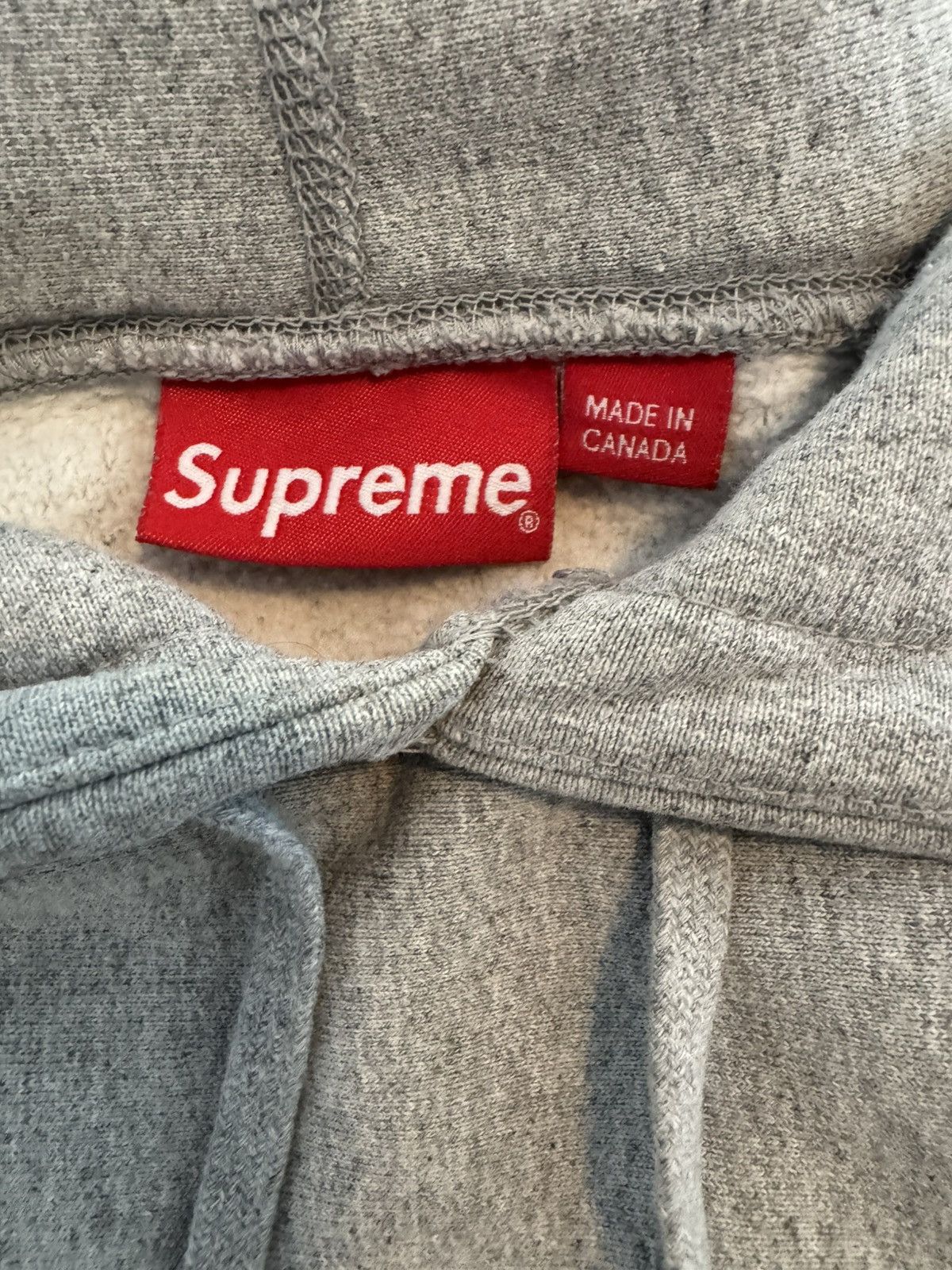 Supreme FW19 - Micro Logo Hoodie - Heather Grey Size US L / EU 52-54 / 3 - 5 Thumbnail