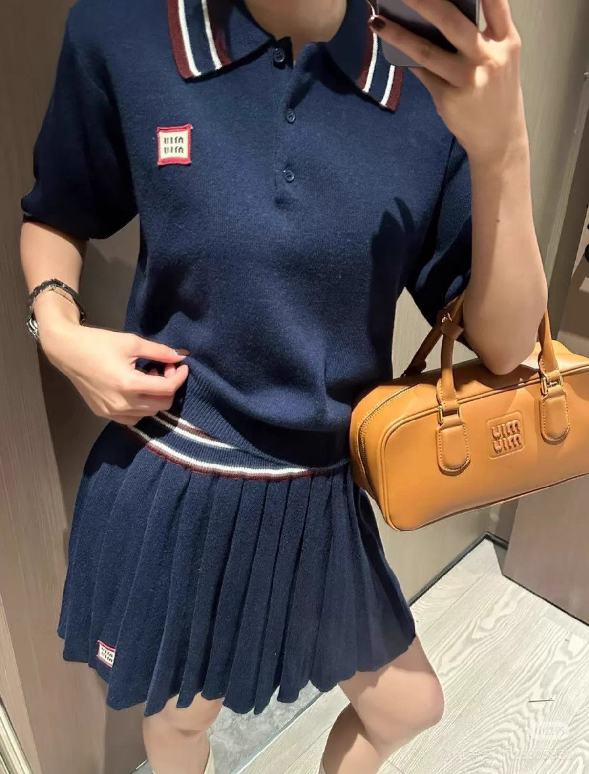 Miu Miu MIU MIU Navy Blue Pleated Skirt 38 New with Tags Size 26" / US 2 / IT 38 - 7 Thumbnail