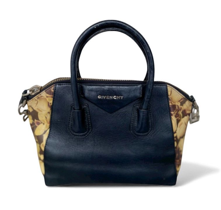 Givenchy Antigona Shoulder Bag Made In Italy