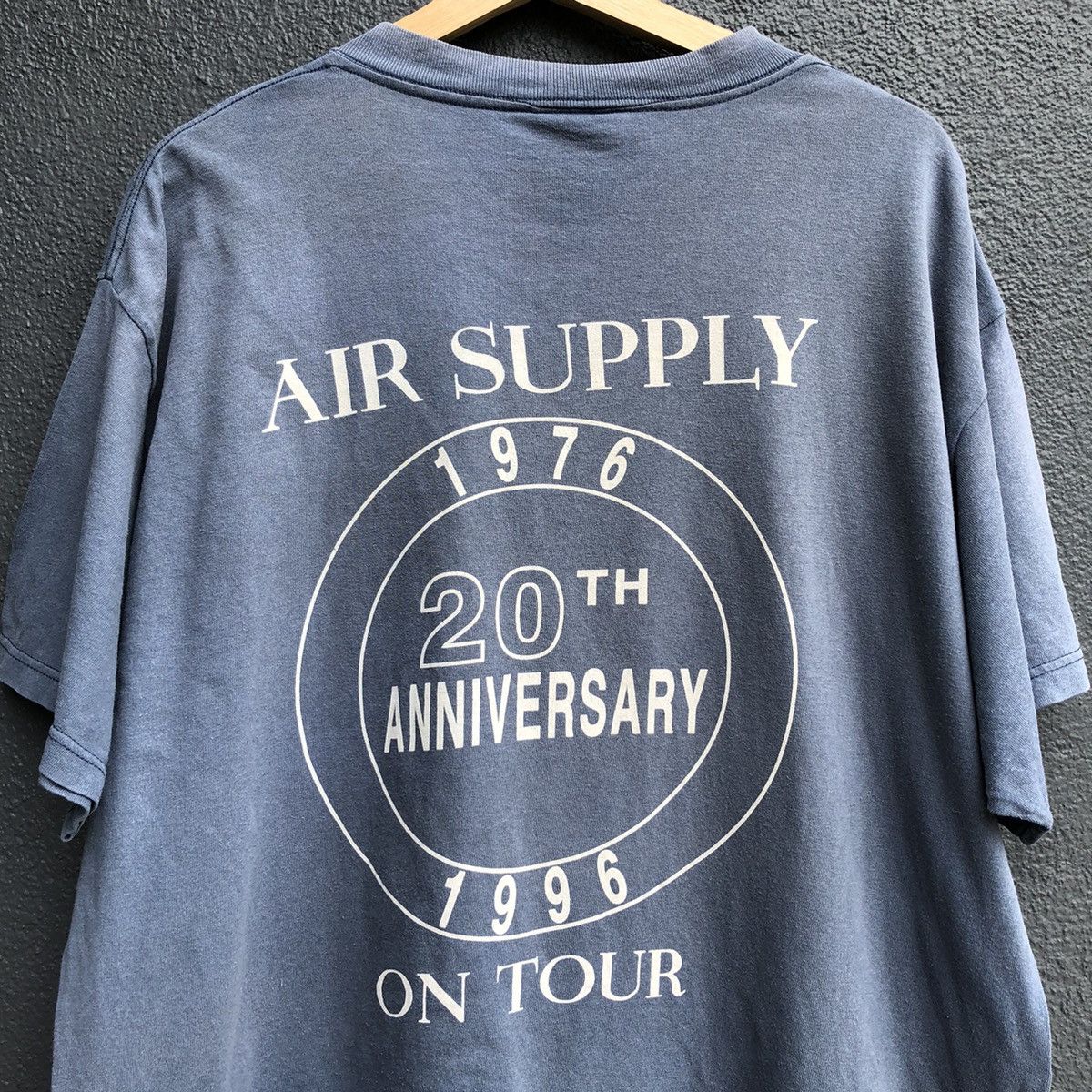 Band Tees Vintage 90s Sunfaded Air Supply Tour Tee Size US XL / EU 56 / 4 - 11 Thumbnail